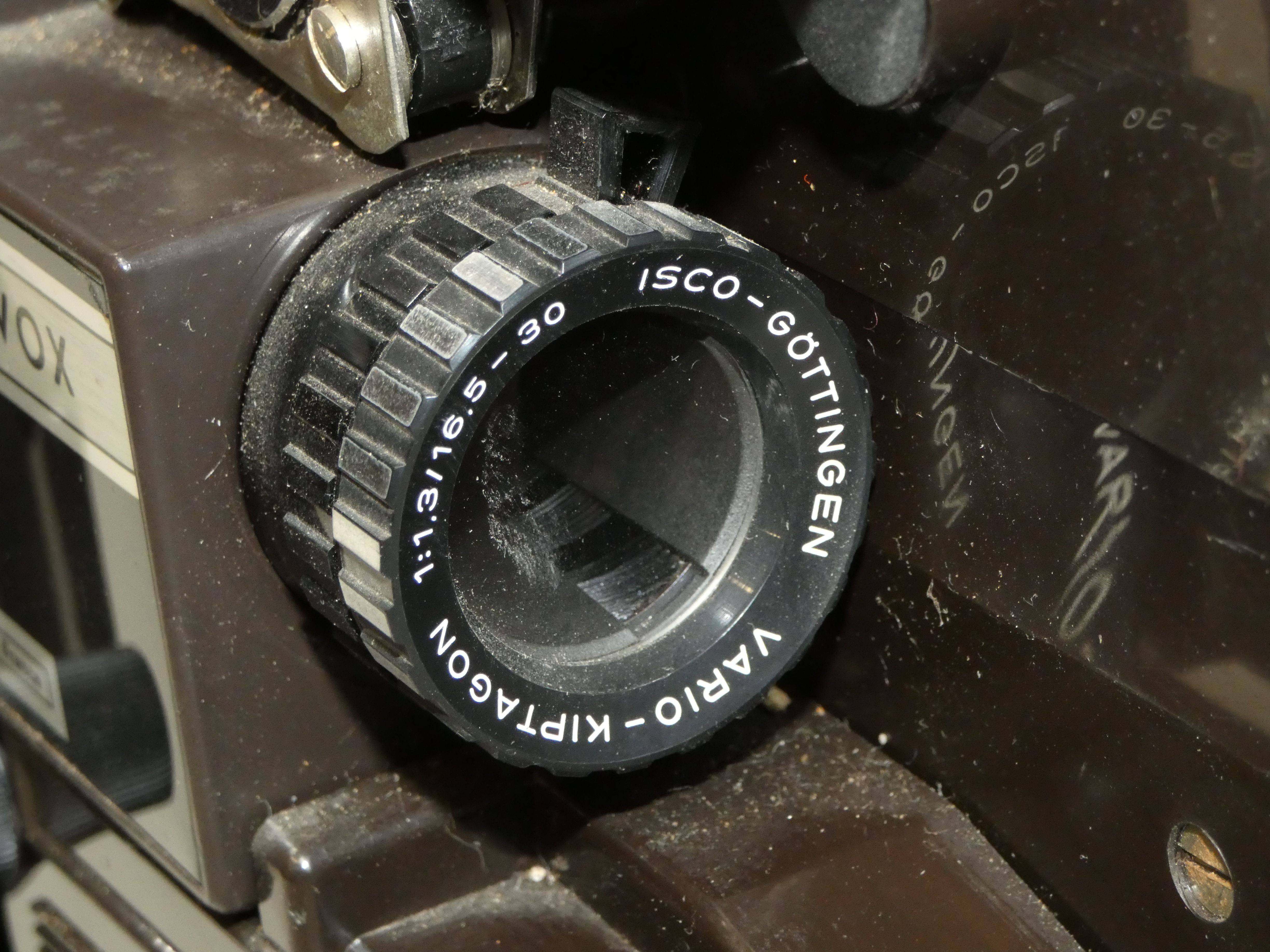 Projecteur vidéo pour film super 8 HEURTIER Duovox France Bon état - Vue 4 - 