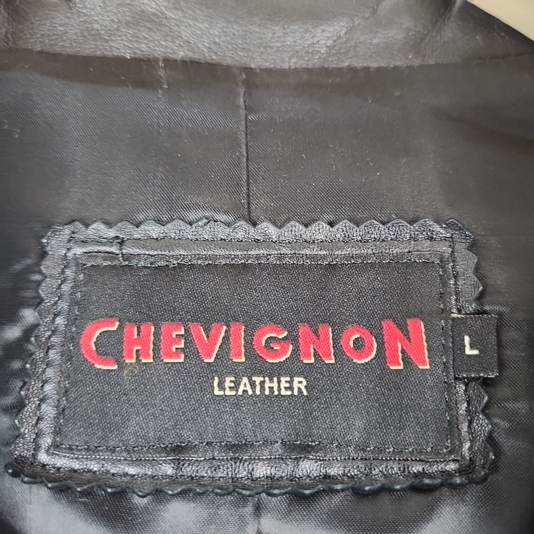 Chevignon - Manteau noir 100% cuir d'agneau - Taille L mesure carrure poitrine = 56 cm longueur= 82 cm Très bon état - Vue 4 - 