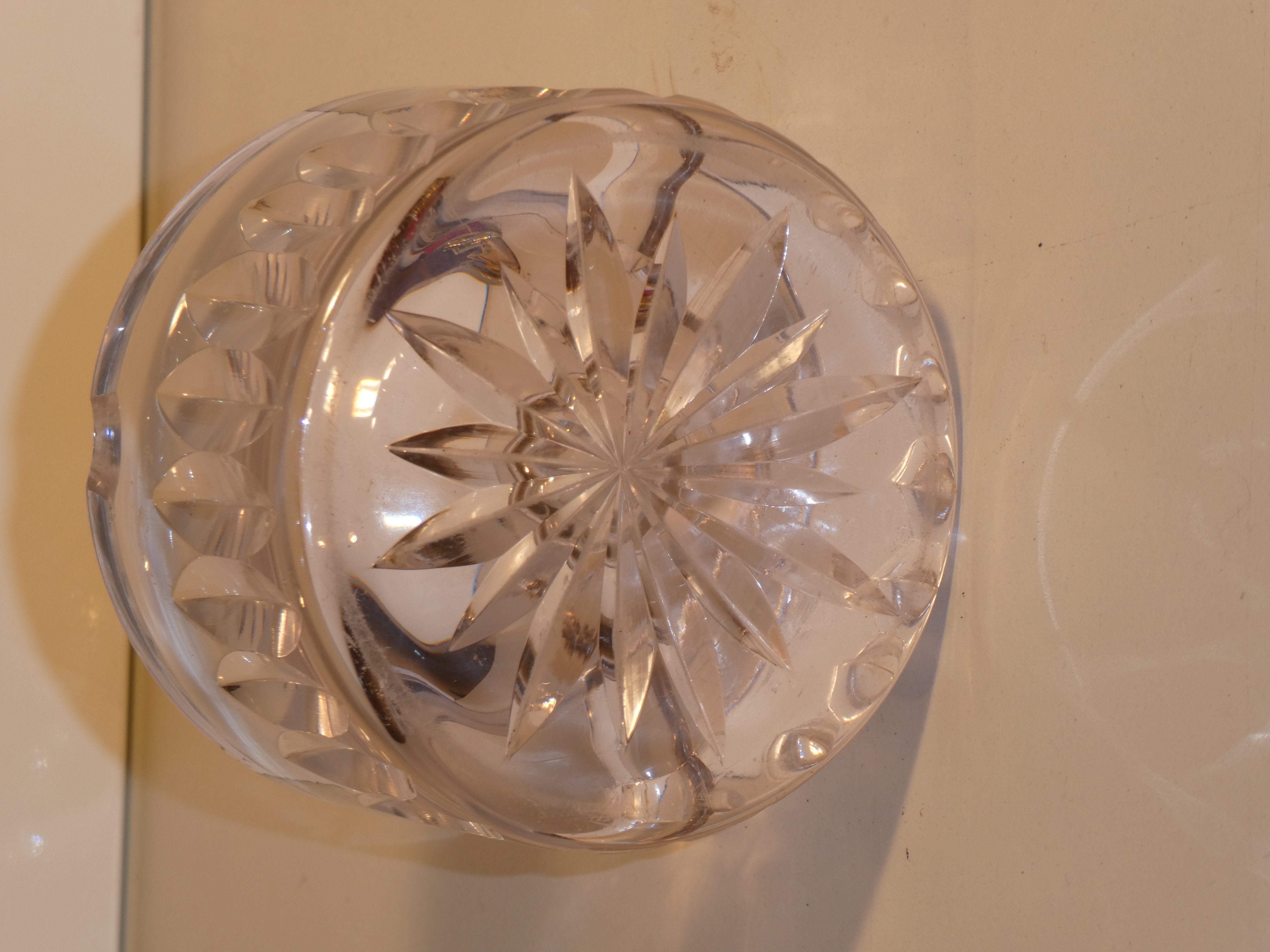 Cendrier rond en verre État correct - Vue 5 - 