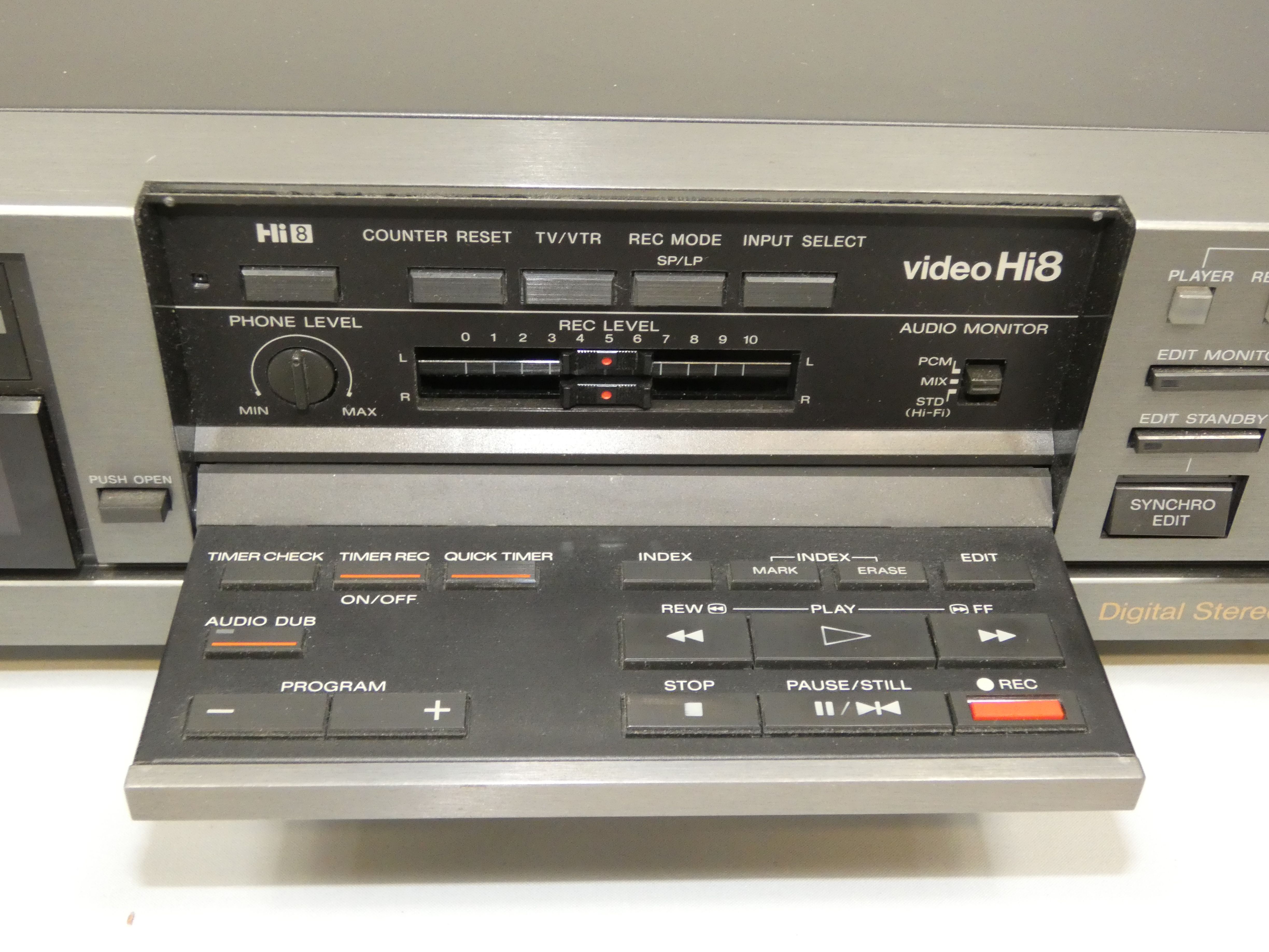 SONY enregistreur vidéo cassette EV S1000B video8 Hi8 - Très bon état - Photo 6