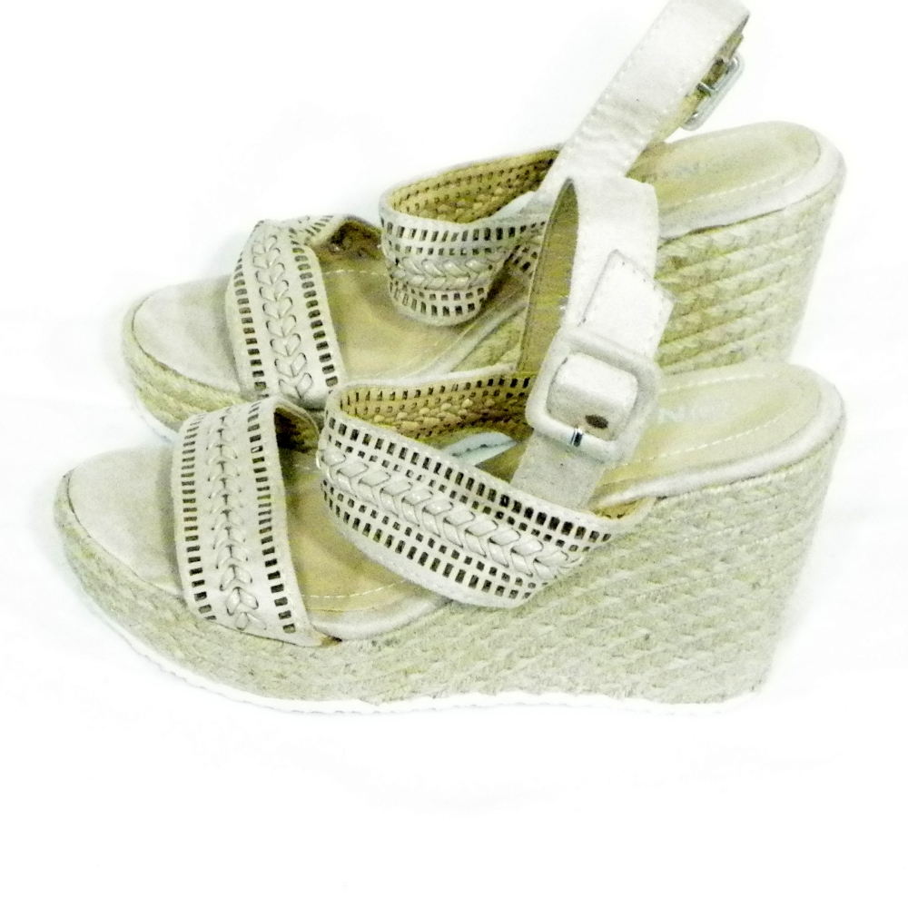 Chaussure Femme Rose Vieilli NIO NIO T 36. Bon état -  reconditionné disponible sur Label Emmaüs