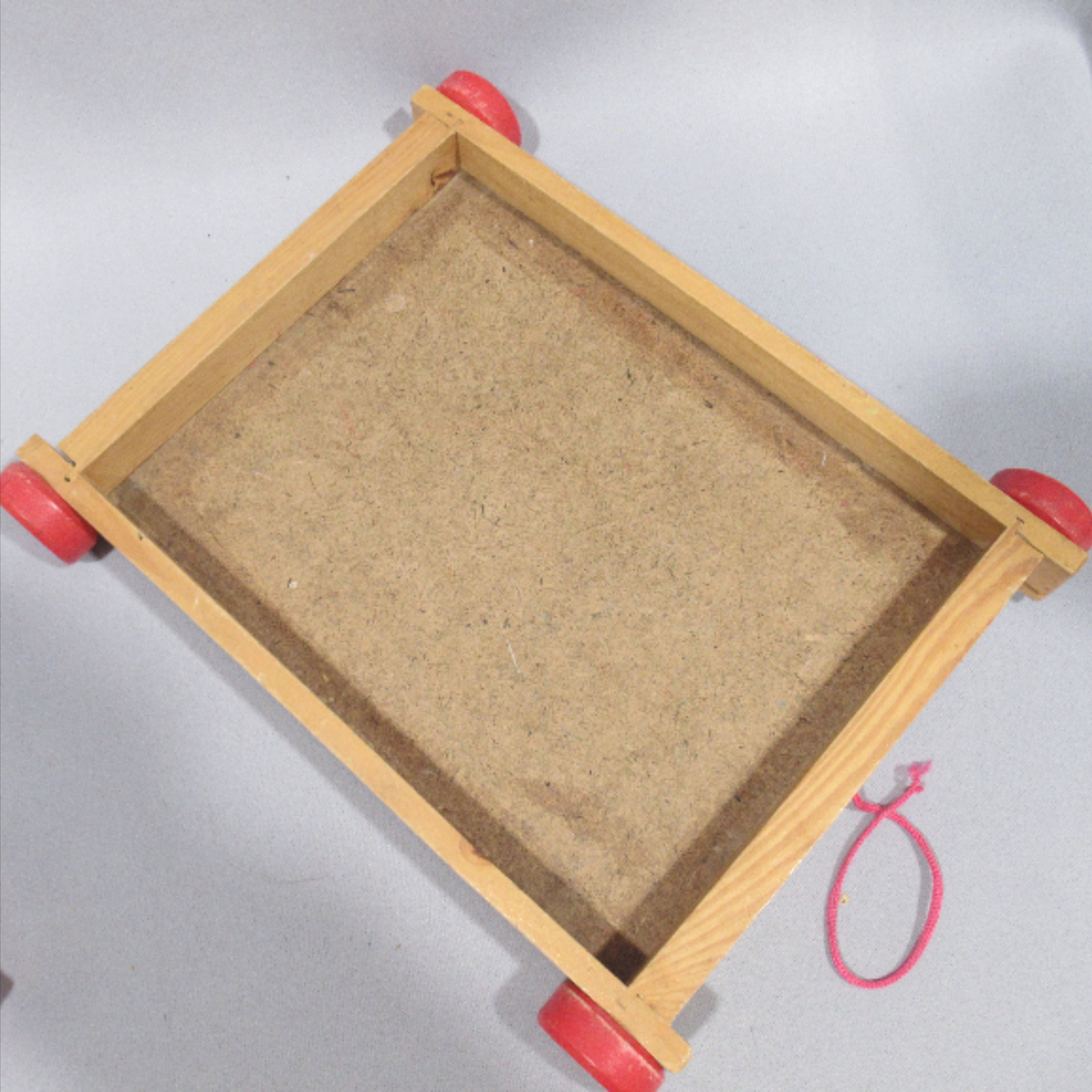 Jeu de construction (50 pièces) en bois + chariot vintage Bon état - Vue 2 - 