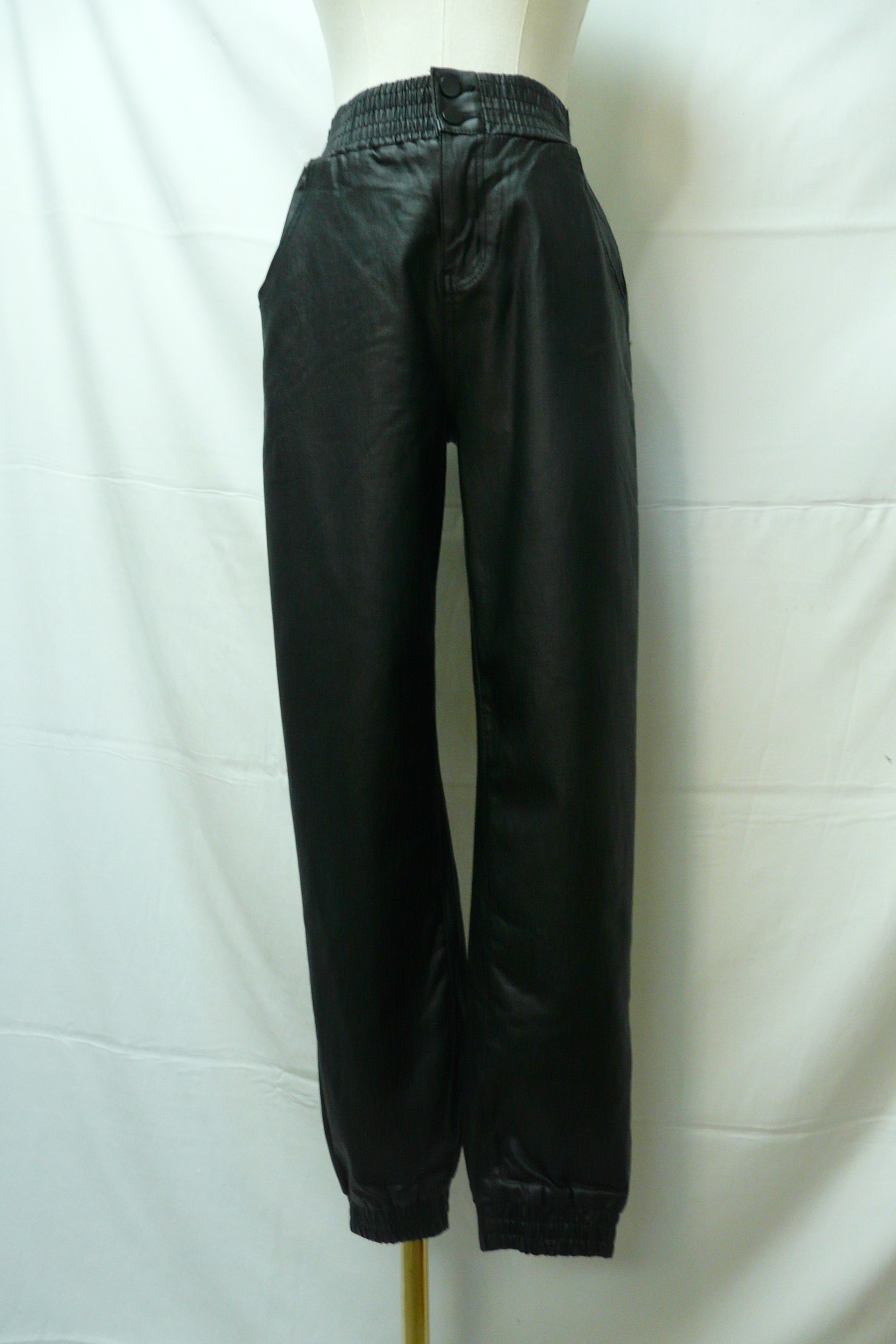Voir photo 3 de BF256 - Pantalon effet ciré - Daysie - Taille 36 BF256 - Pantalon effet ciré - Daysie - Taille 36 Très bon état - Vue 3 -