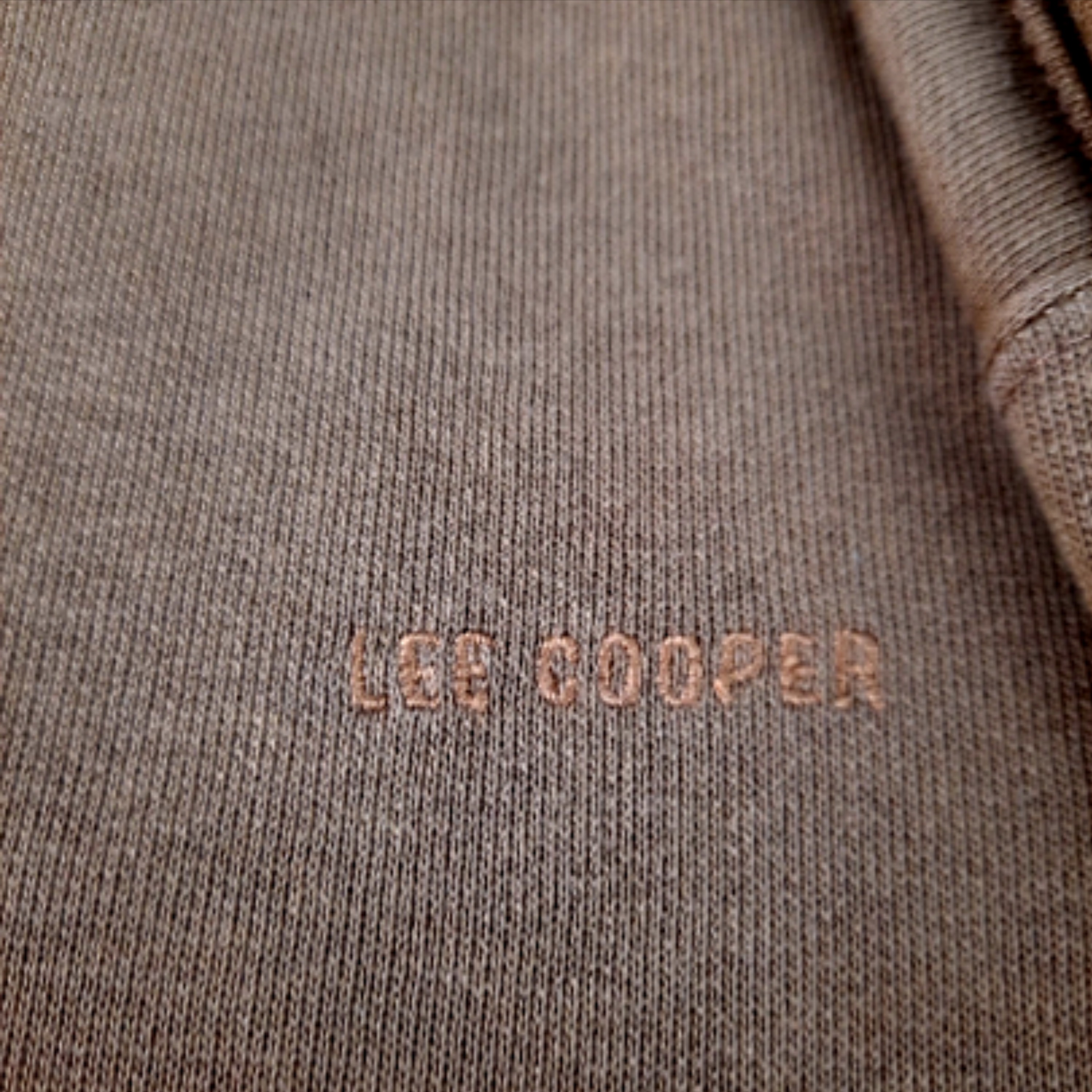 Pull lee cooper taille M  - Vue 4 - 