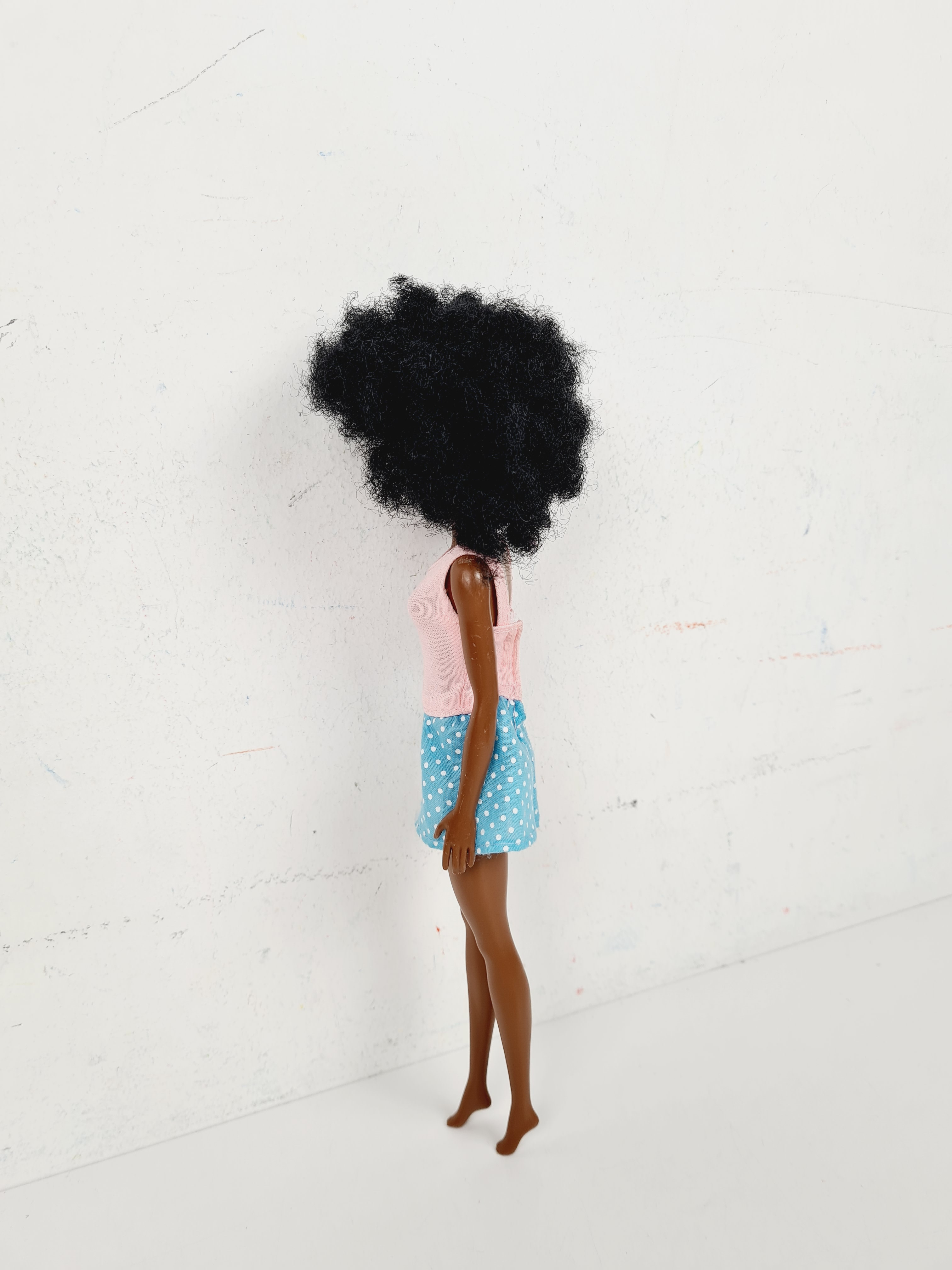 Voir photo 3 de Poupée - Barbie Fashionistas - Mattel - 30 Cm Poupée - Barbie Fashionistas - Mattel - 30 Cm - Vue 3 -