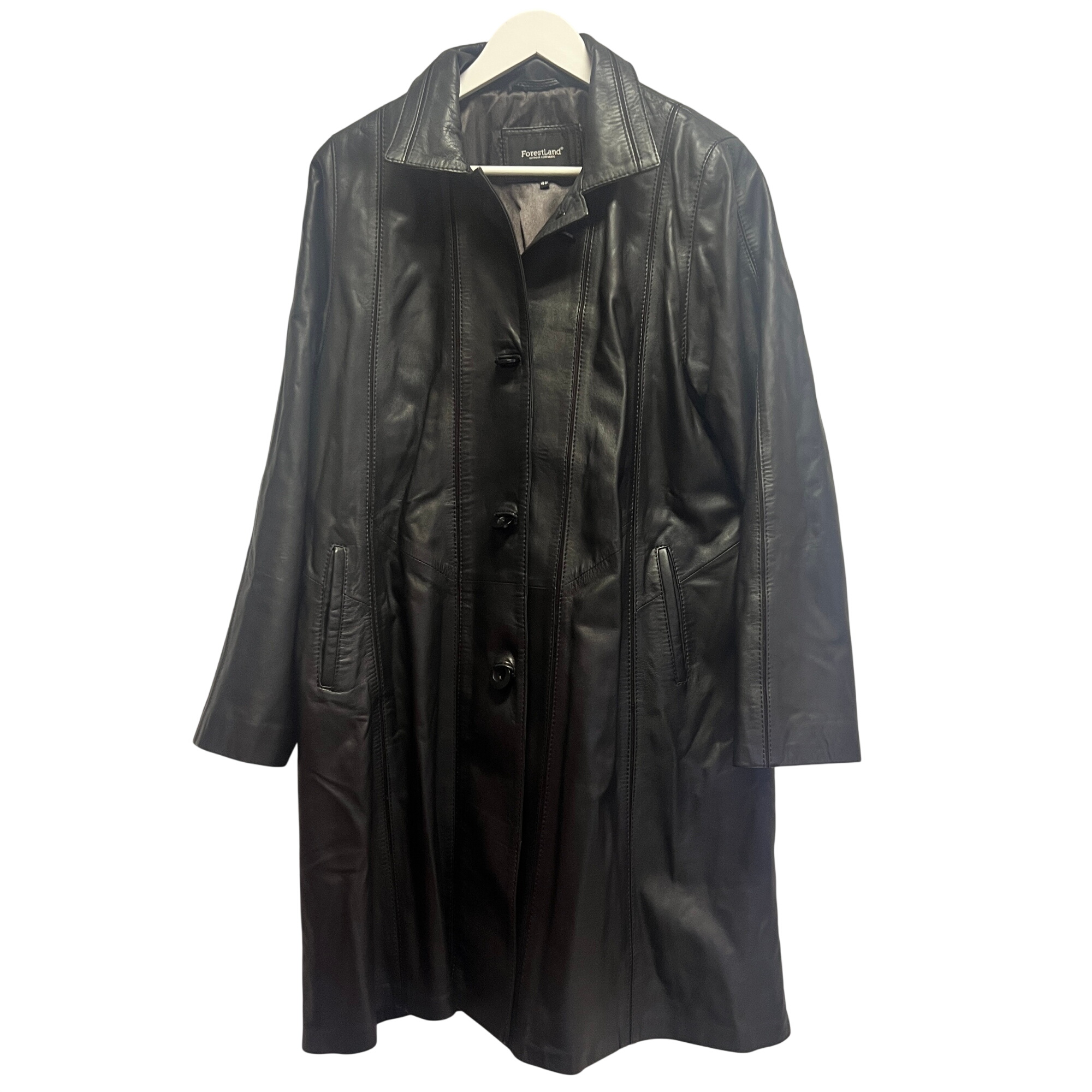 Acheter Forestland - Veste longue vintage - Cuir noir - Femme - Taille L Très bon état - 145,00 € Forestland - Veste longue vintage - Cuir noir - Femme - Taille L Très bon état - reconditionné disponible sur Label Emmaüs
