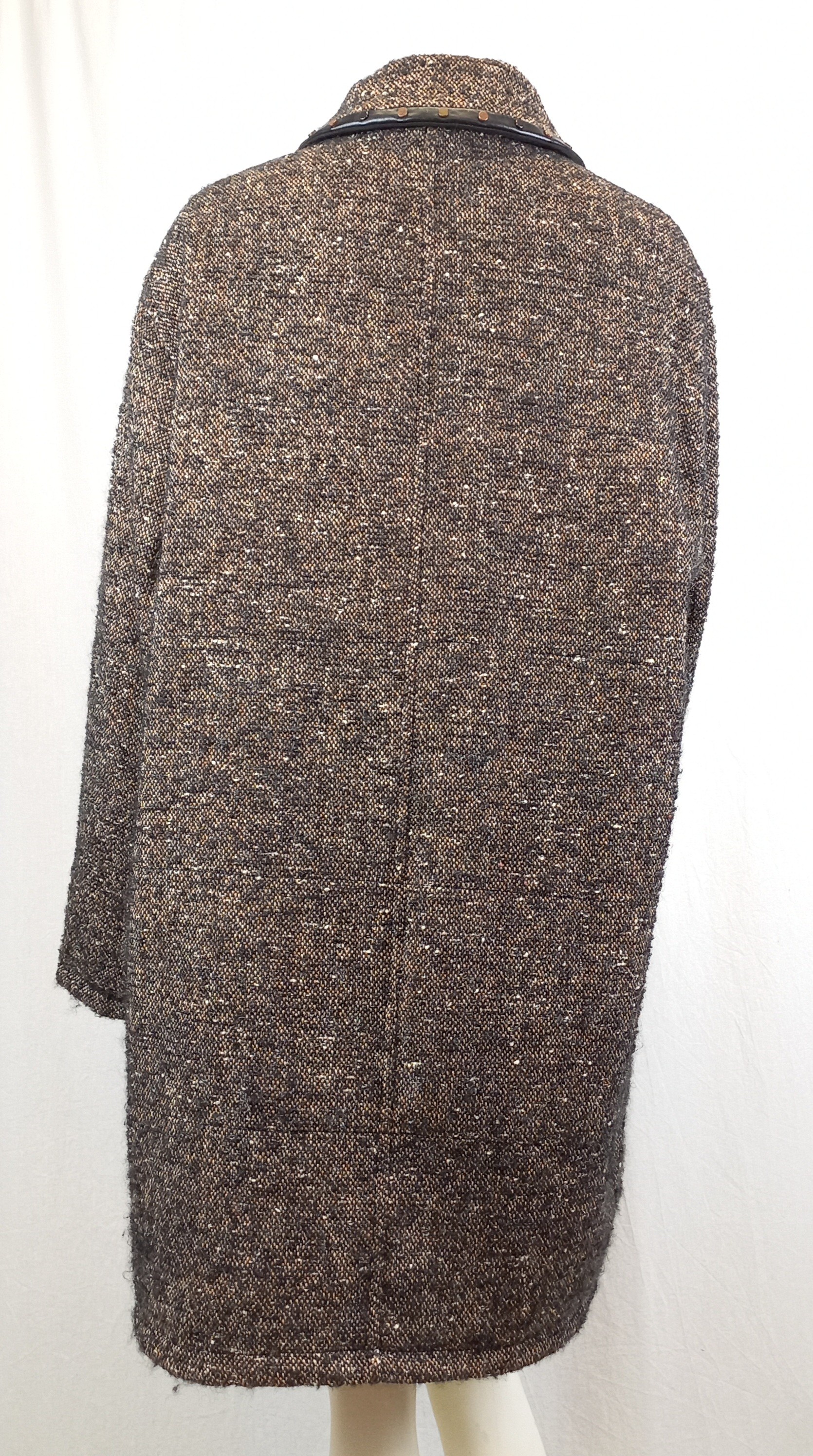 Manteau réversible lainage moucheté ou coutures noir brunes clous sur col et poches Très bon état - Vue 5 - 