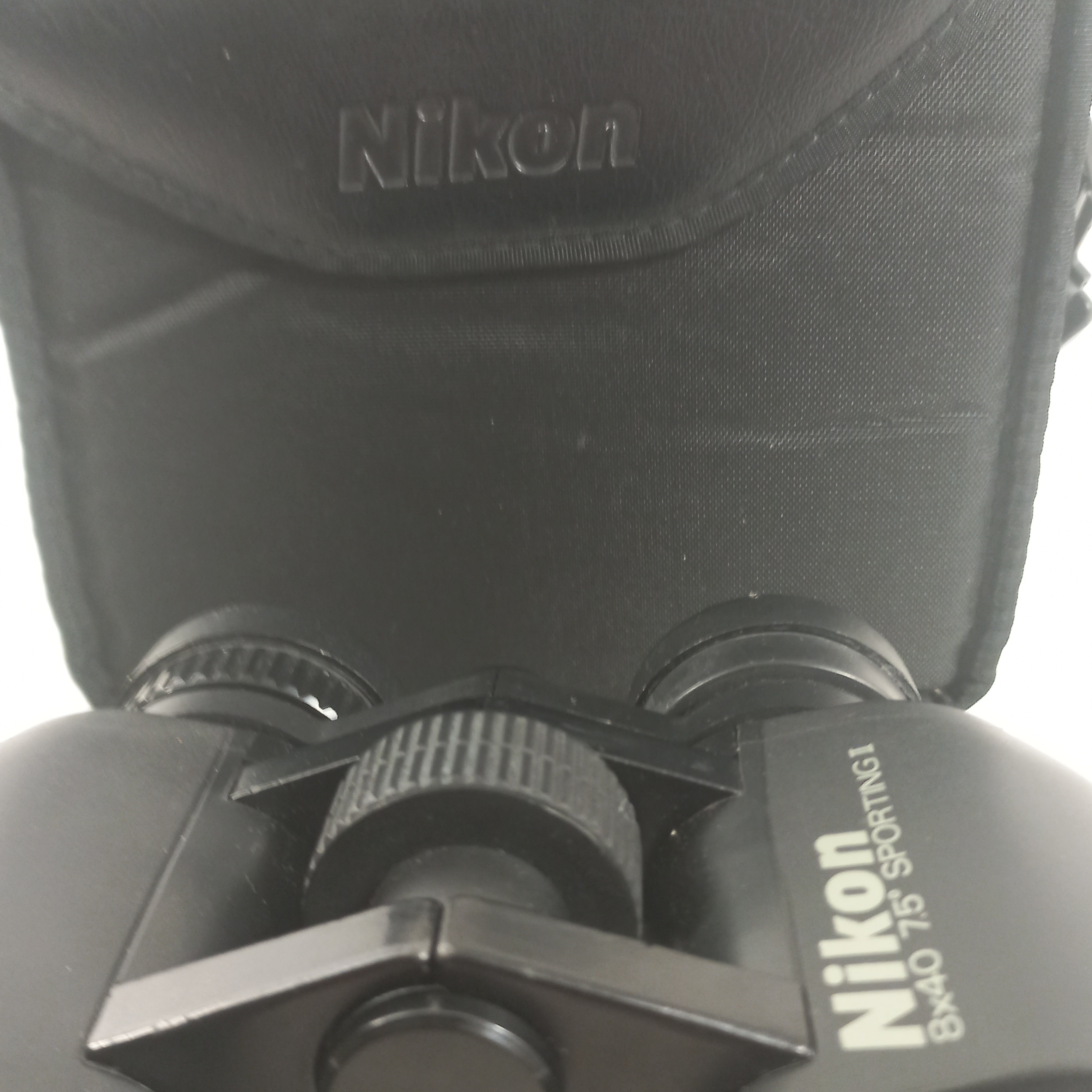 JUMELLES NIKON BINOCULARS 8X40 7.5 AVEC SACOCHES Bon état - Vue 3 - 