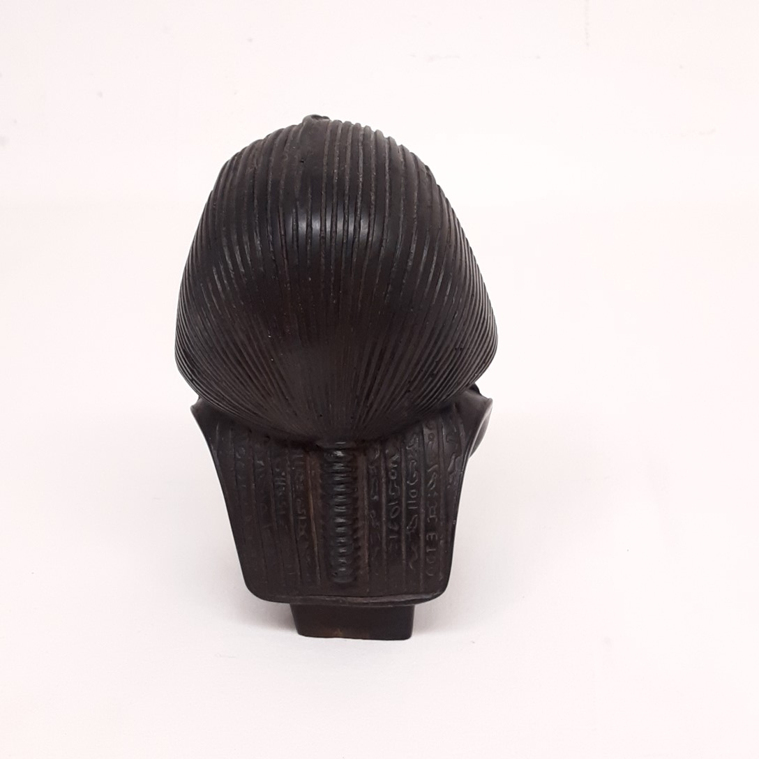 Buste de pharaon égyptien en bois - Photo 1