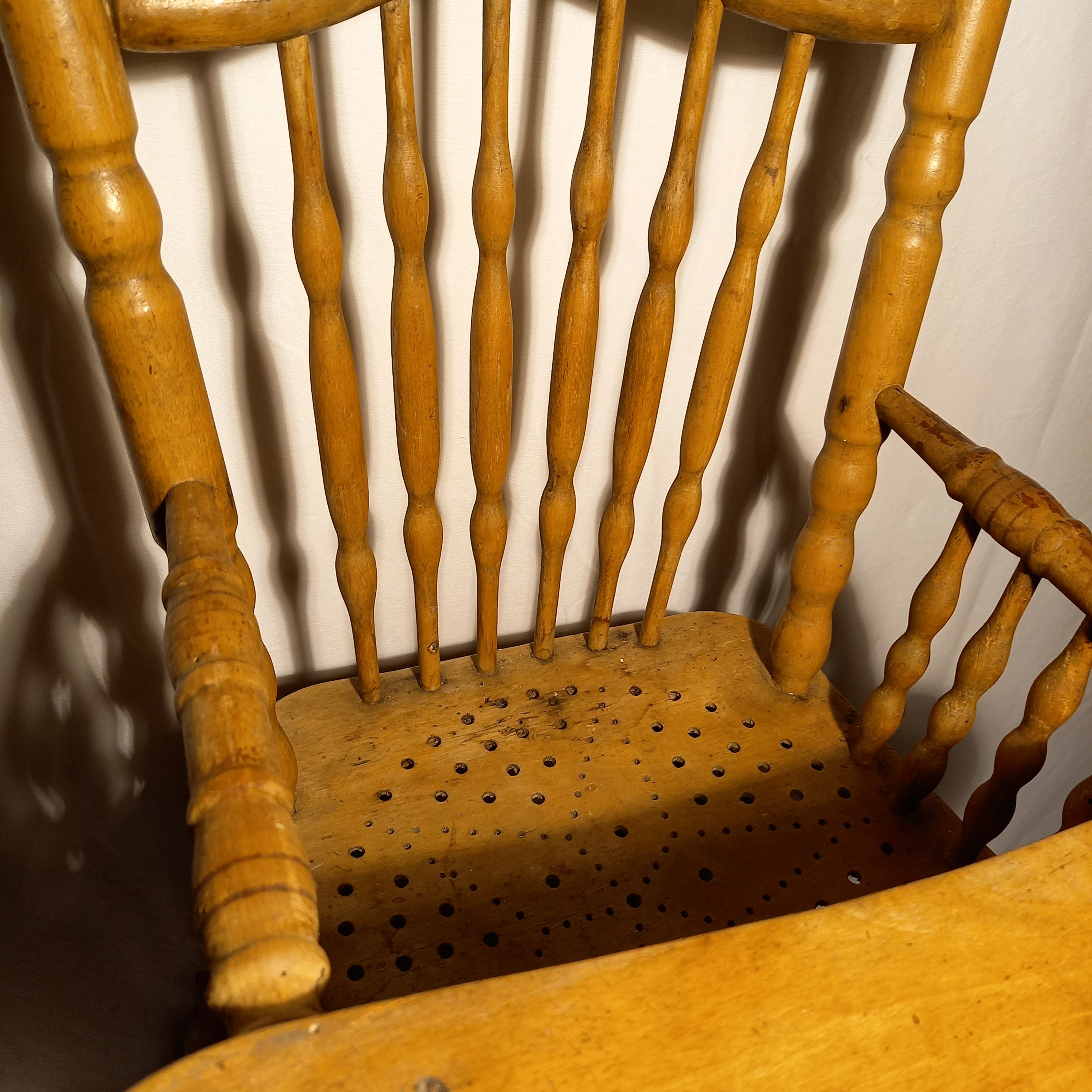 Chaise haute bébé transformable de 1900-1930 en bois - Bon état - Photo 8