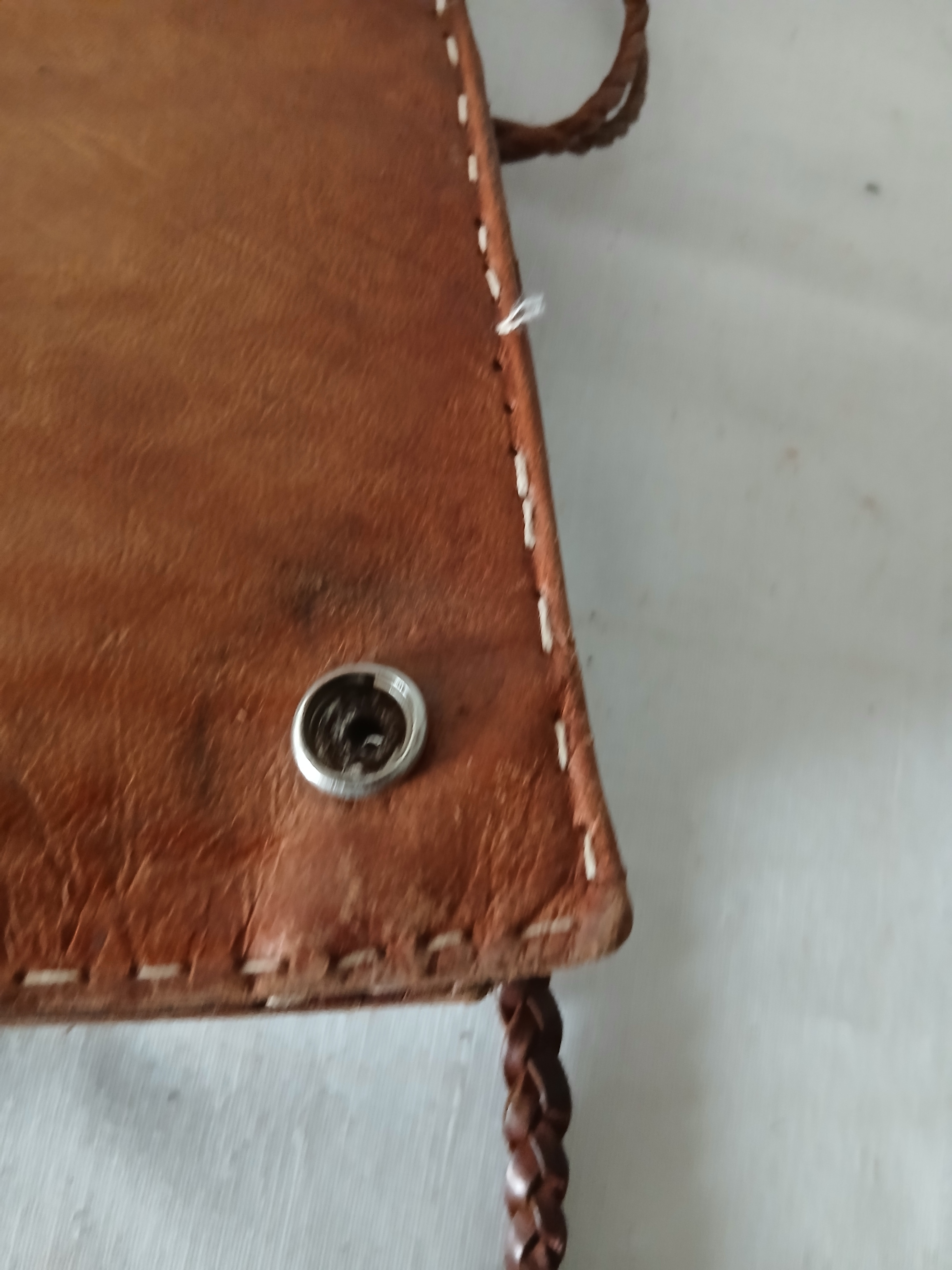 Sac à main vintage à soufflets en cuir et peau de serpent Bon état - Vue 7 - 
