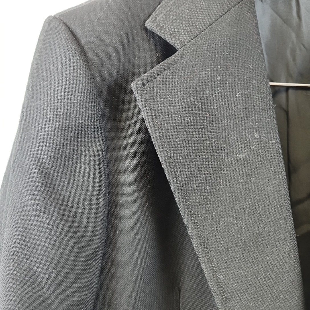 Burberrys - Manteau noir en laine - Taille 48/52 ( estimé) Très bon état - Vue 2 - 