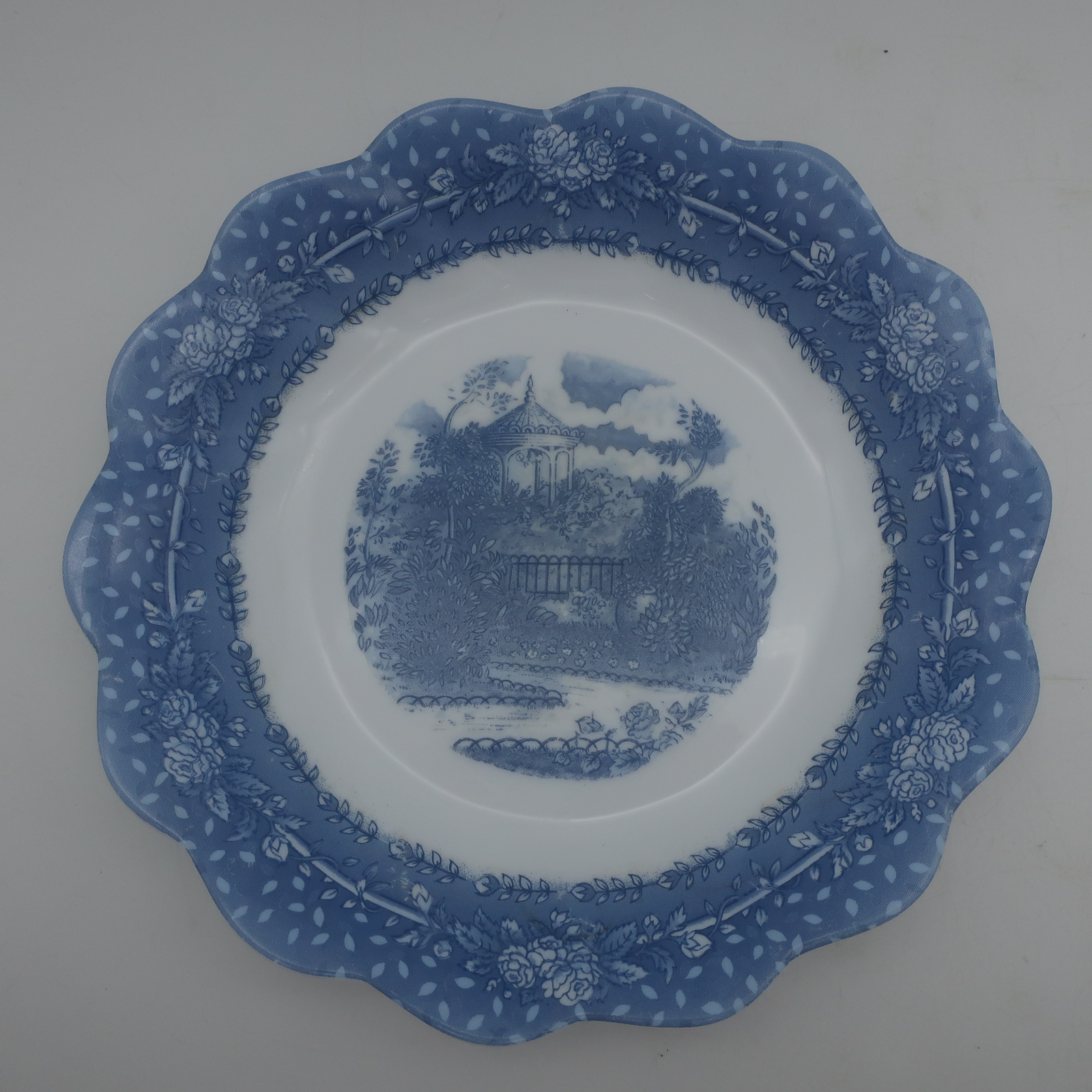 Quatuors d'Assiettes à motif Arcopal - Photo 2