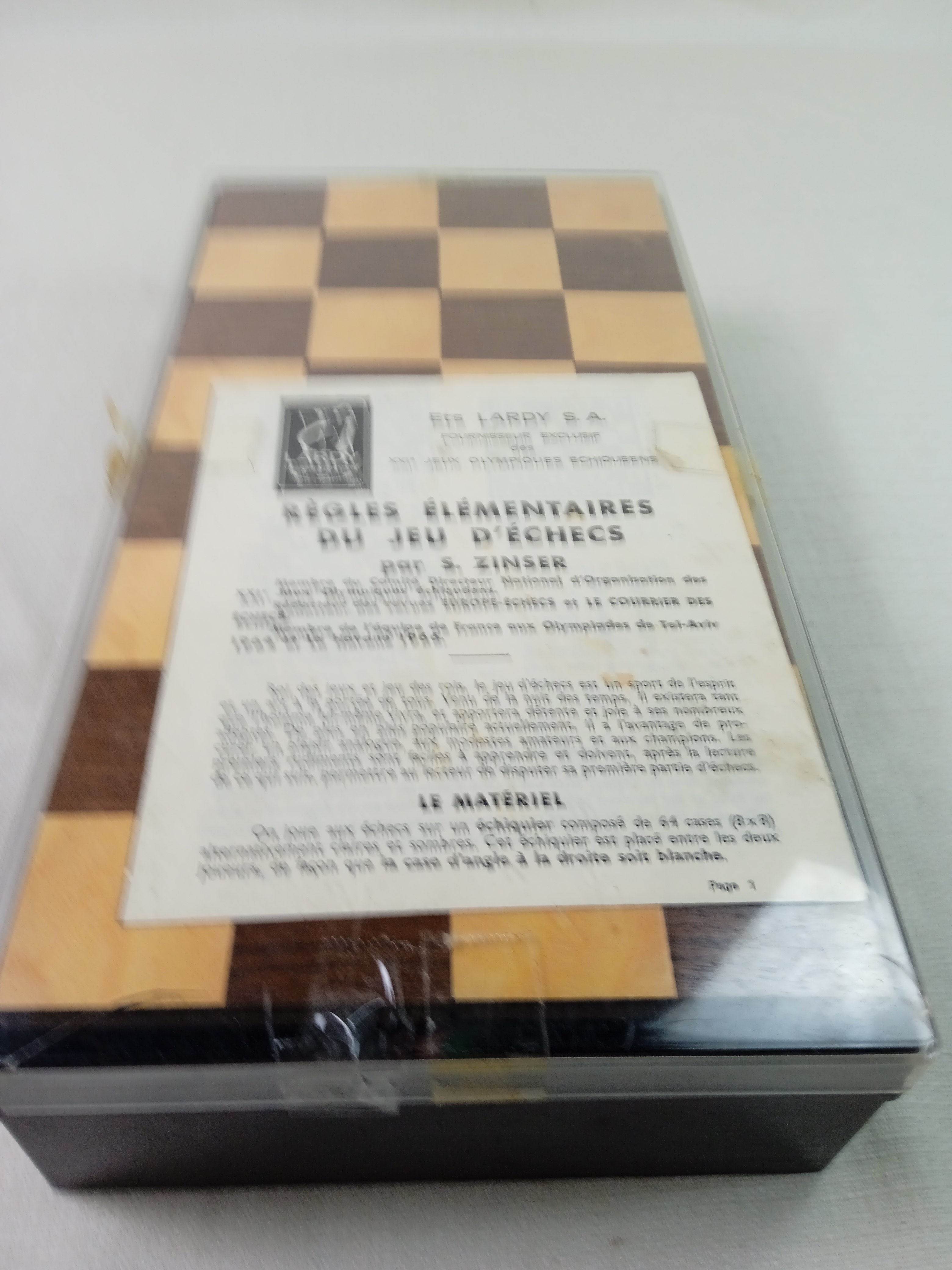 Jeu de pièces d'échecs buis / ébonisé n°3 - Fairplay Mulhouse