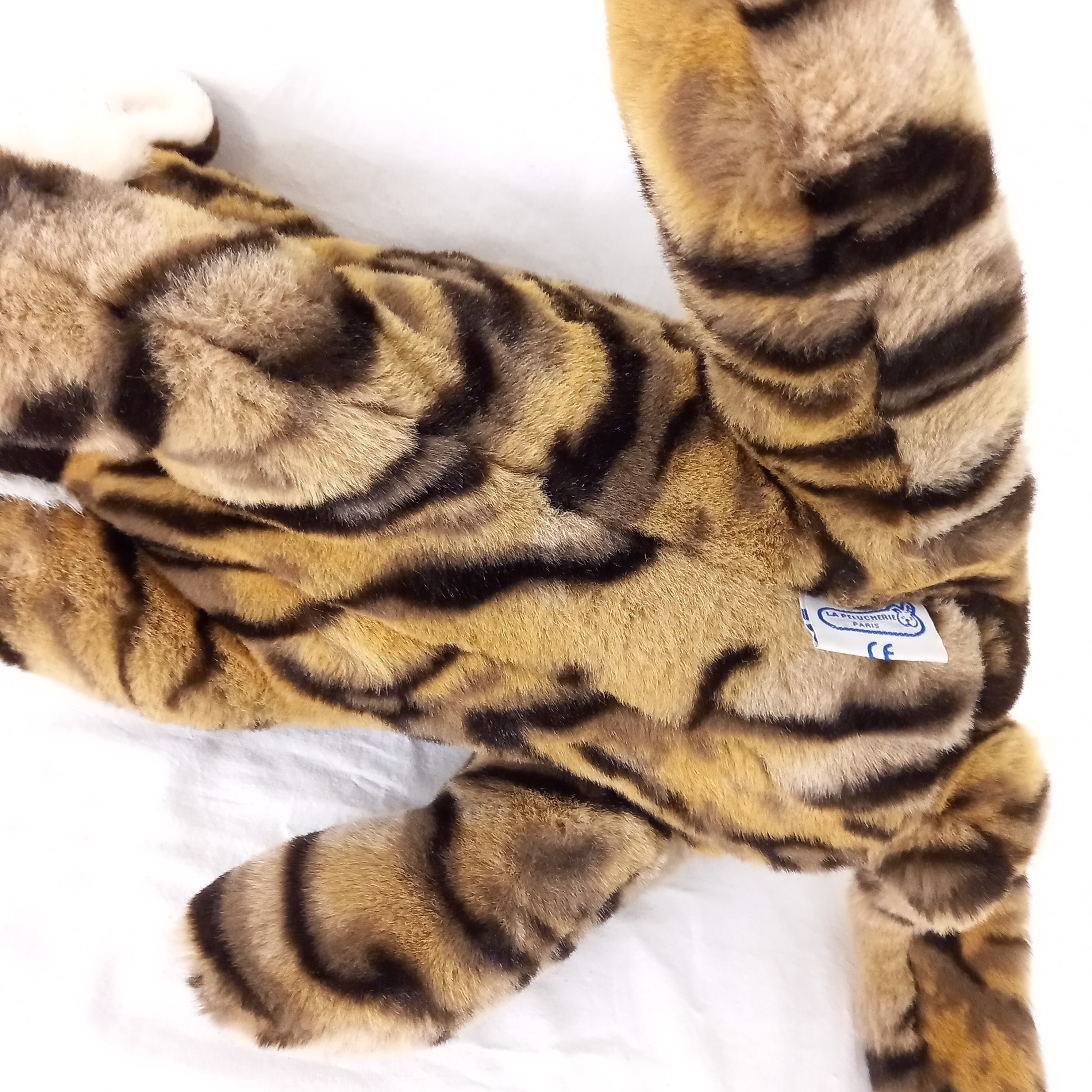 Voir photo 11 de La pelucherie Paris Tigre La pelucherie Paris Tigre Bon état - Vue 11 -
