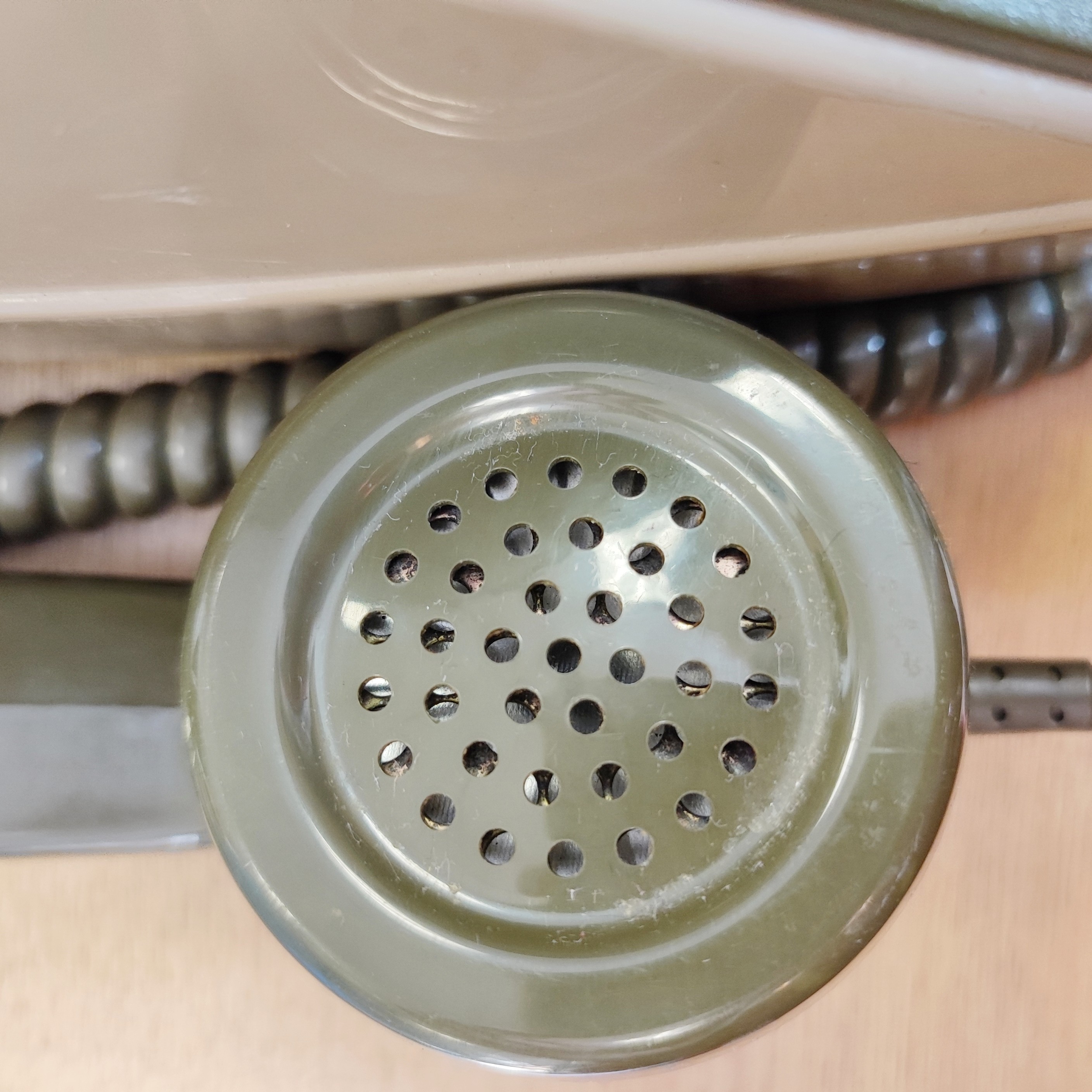 Téléphone fixe vintage kaki Bon état - Vue 6 - 