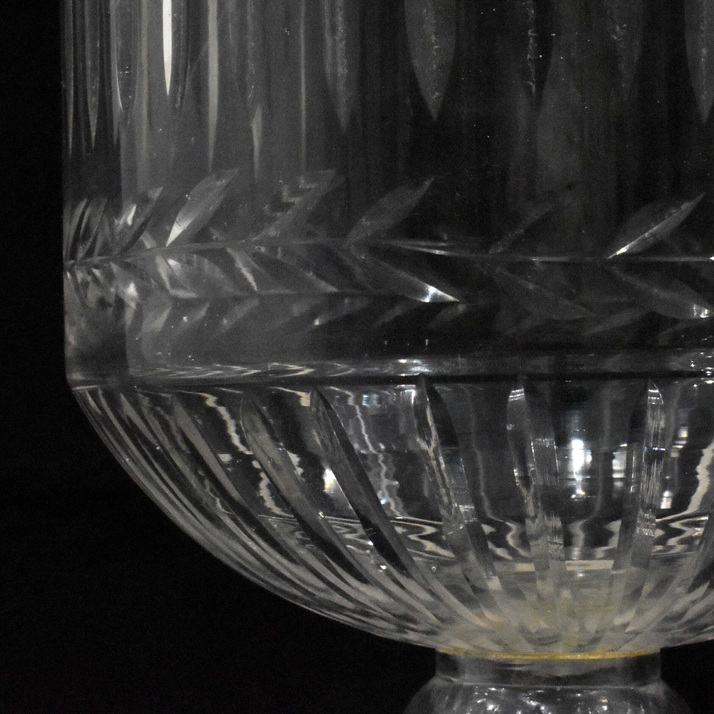 Voir photo 23 de Lanterne Suspendue Chehoma® - Esprit Colonial des Indes - Verre Taillé & Laiton doré Lanterne Suspendue Chehoma® - Esprit Colonial des Indes - Verre Taillé & Laiton doré Bon état - Vue 23 -