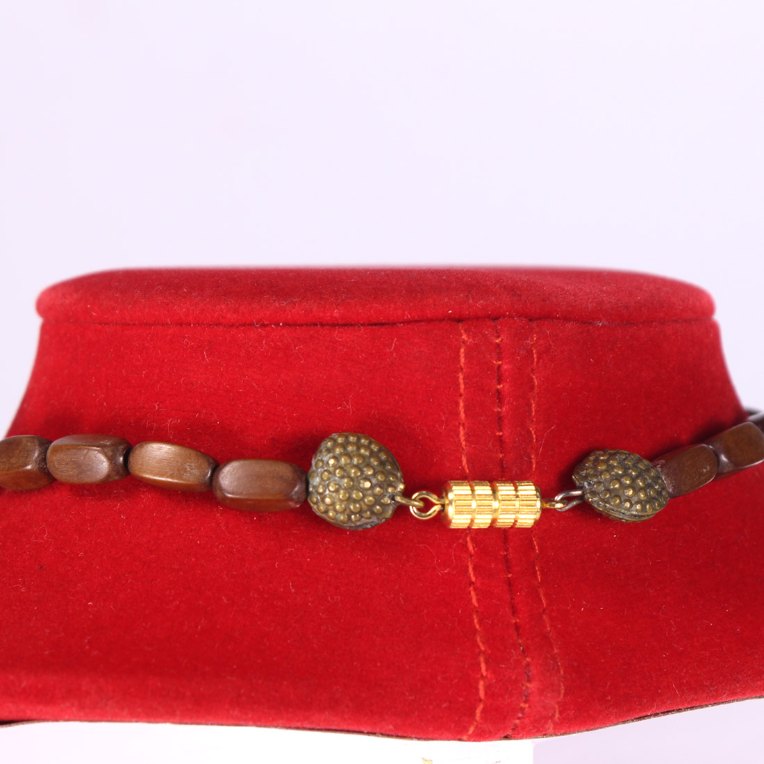 Voir photo 3 de Collier boutons Collier boutons Bon état - Vue 3 -