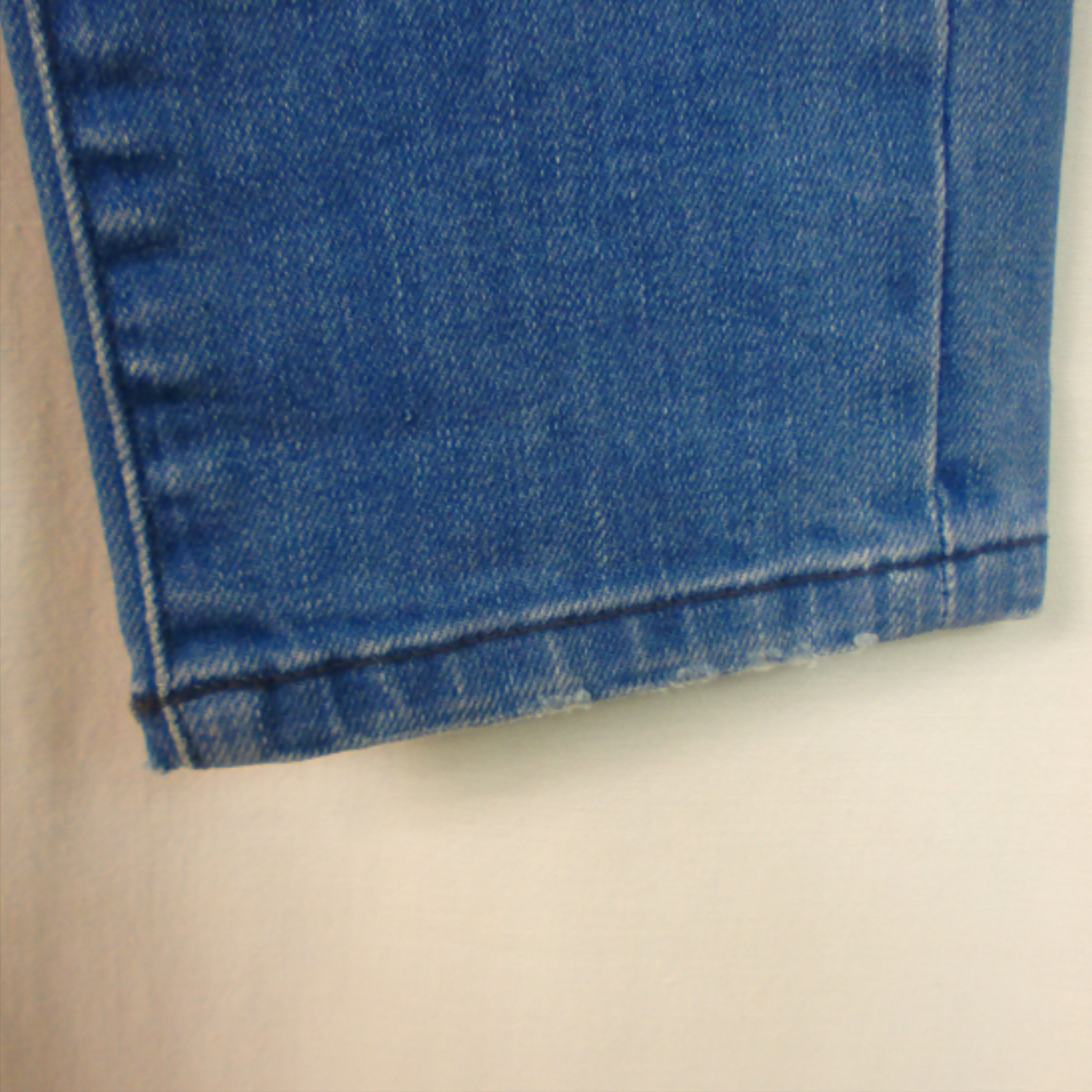 Pantalon THE KOOPLES, jean bleu, taille 35 (étiquette : 25) Très bon état - Vue 5 - 