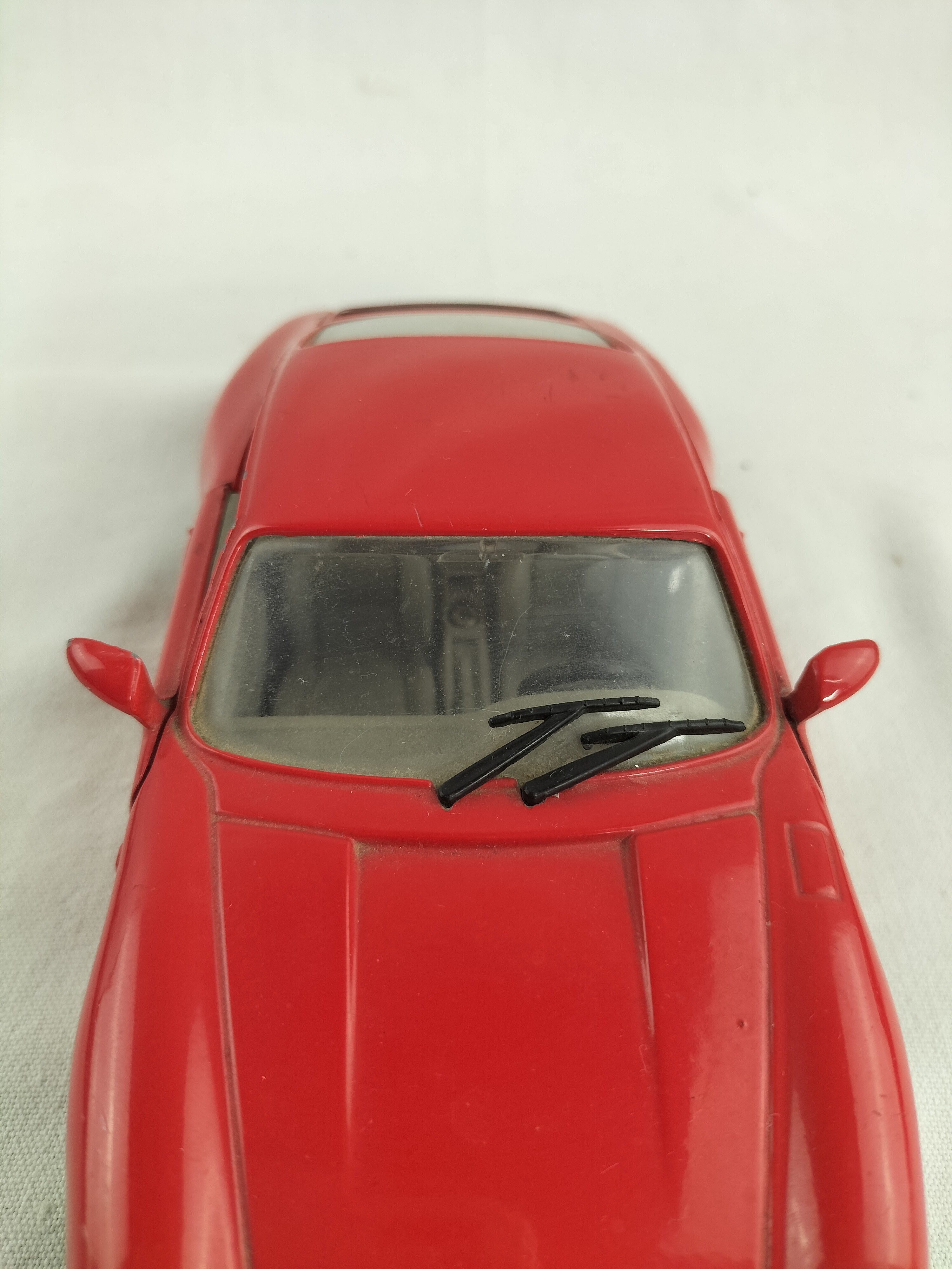 Voir photo 52 de Lot de 8 voitures miniatures de collection – Ferrari, Porsche, Mustang, Cadillac, Corvette Lot de 8 voitures miniatures de collection – Ferrari, Porsche, Mustang, Cadillac, Corvette Bon état - Vue 52 -