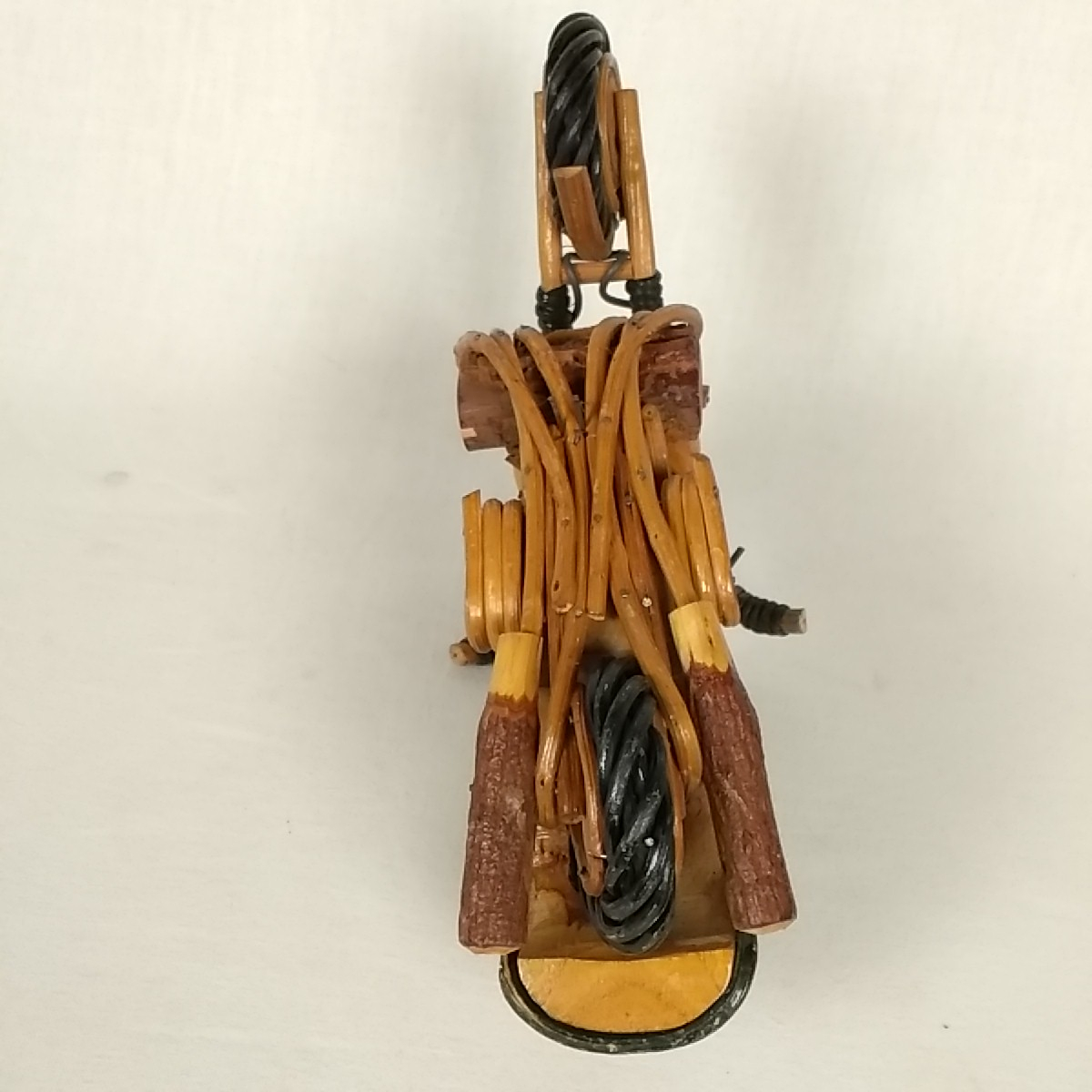 Sculpture / Maquette de moto en bois - Fait à la main  - Photo 2