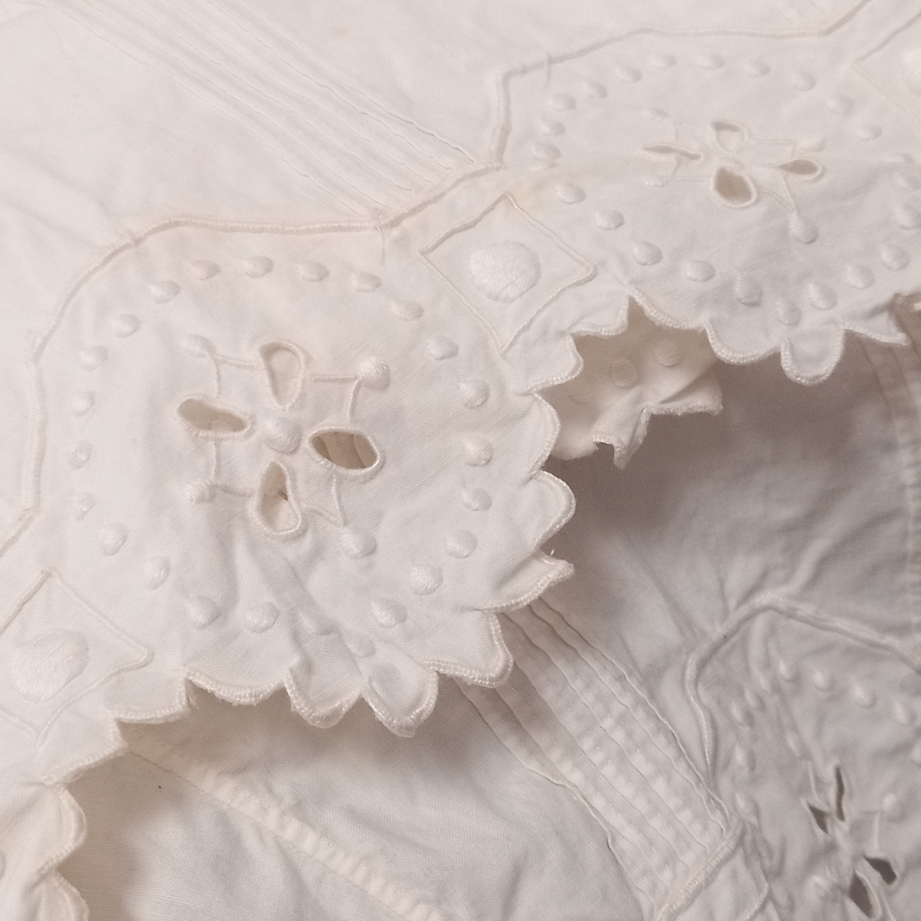 Culotte fendue brodée , blanc T: 34/36 - Photo 1