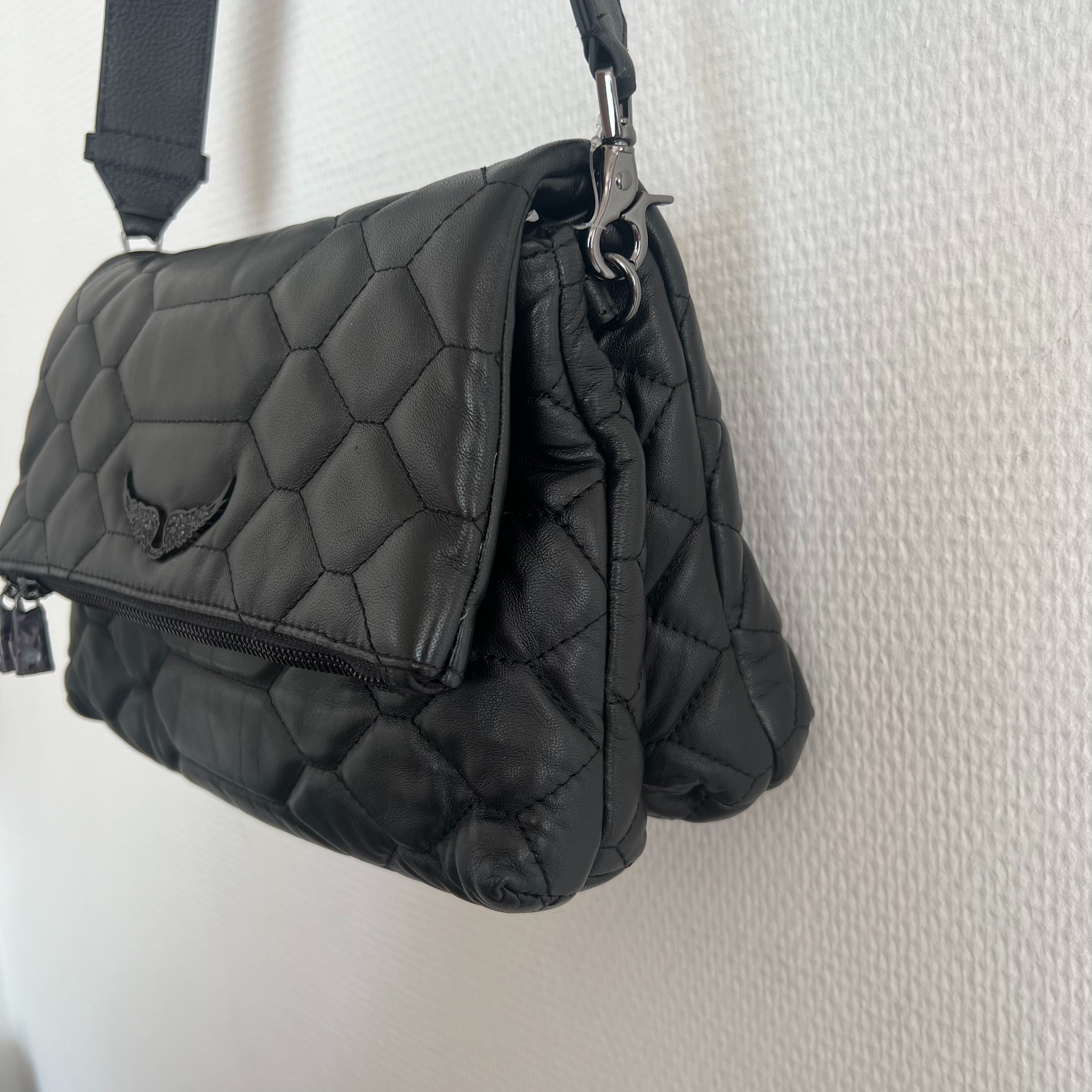 Sac à main Zadig&Voltaire Rocky matelassé en cuir noir - Image 3