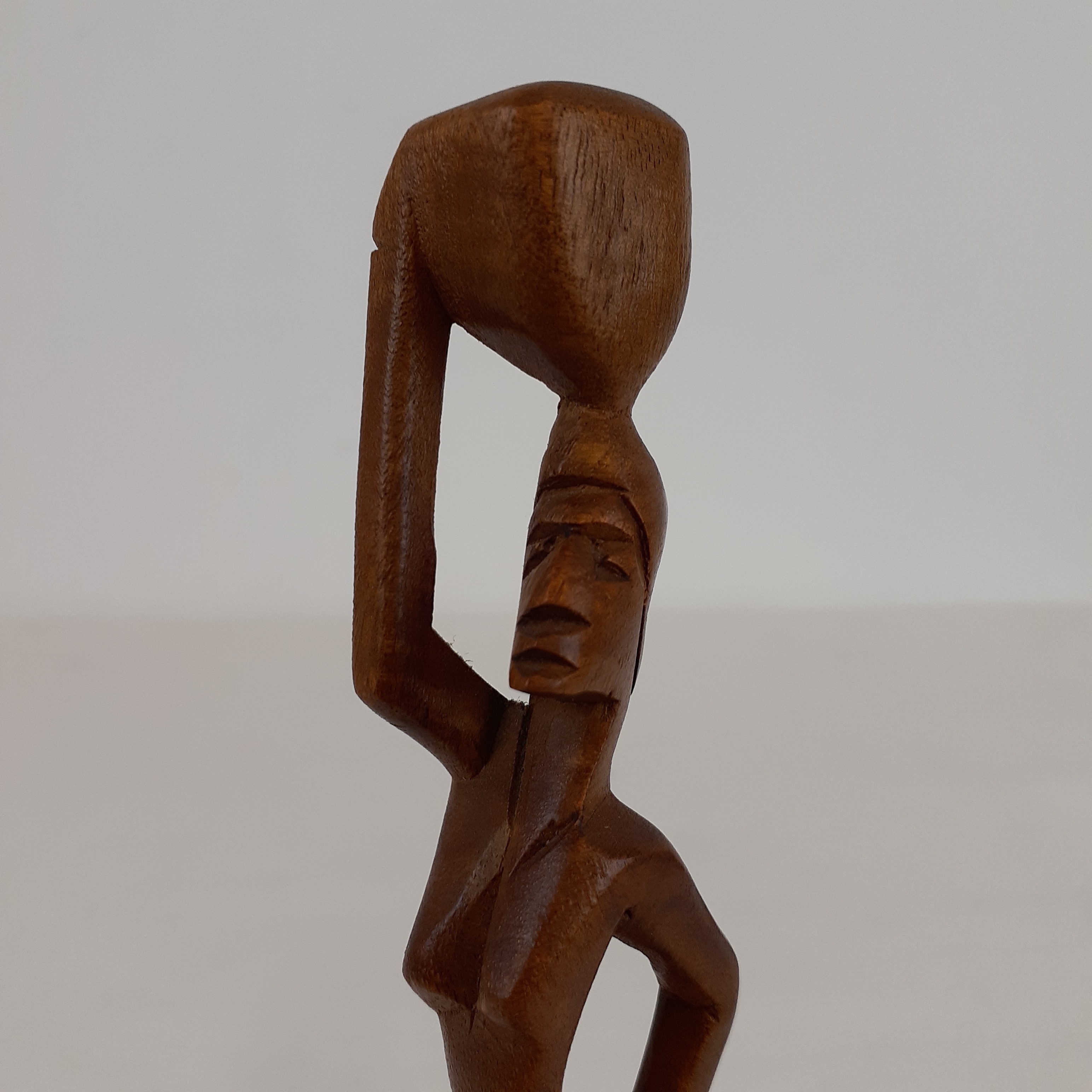 Statue en bois sculpté - style africain - Photo 2