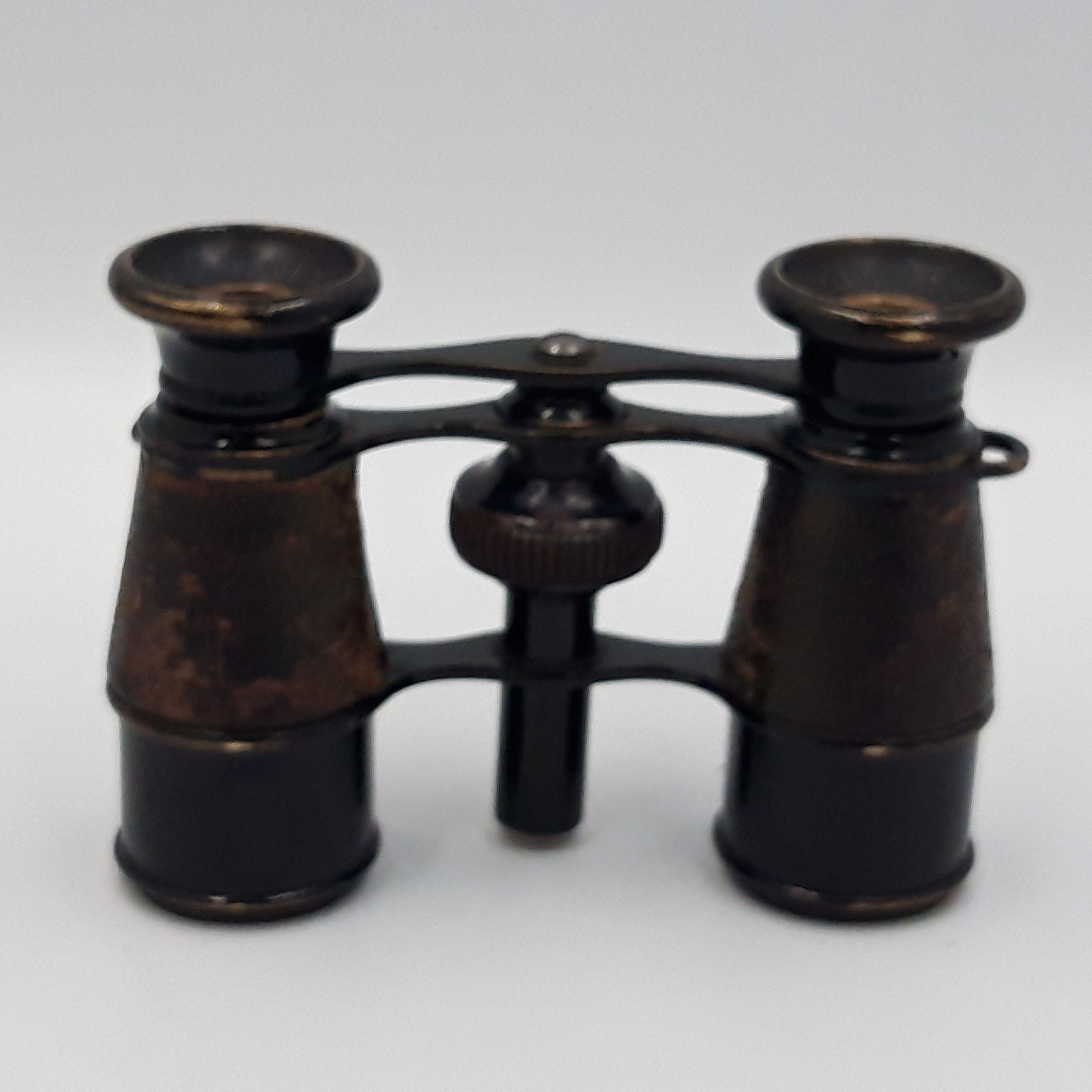 Ancienne Jumelles de théâtre, signée Chevalier, Paris. - État correct - Photo 8