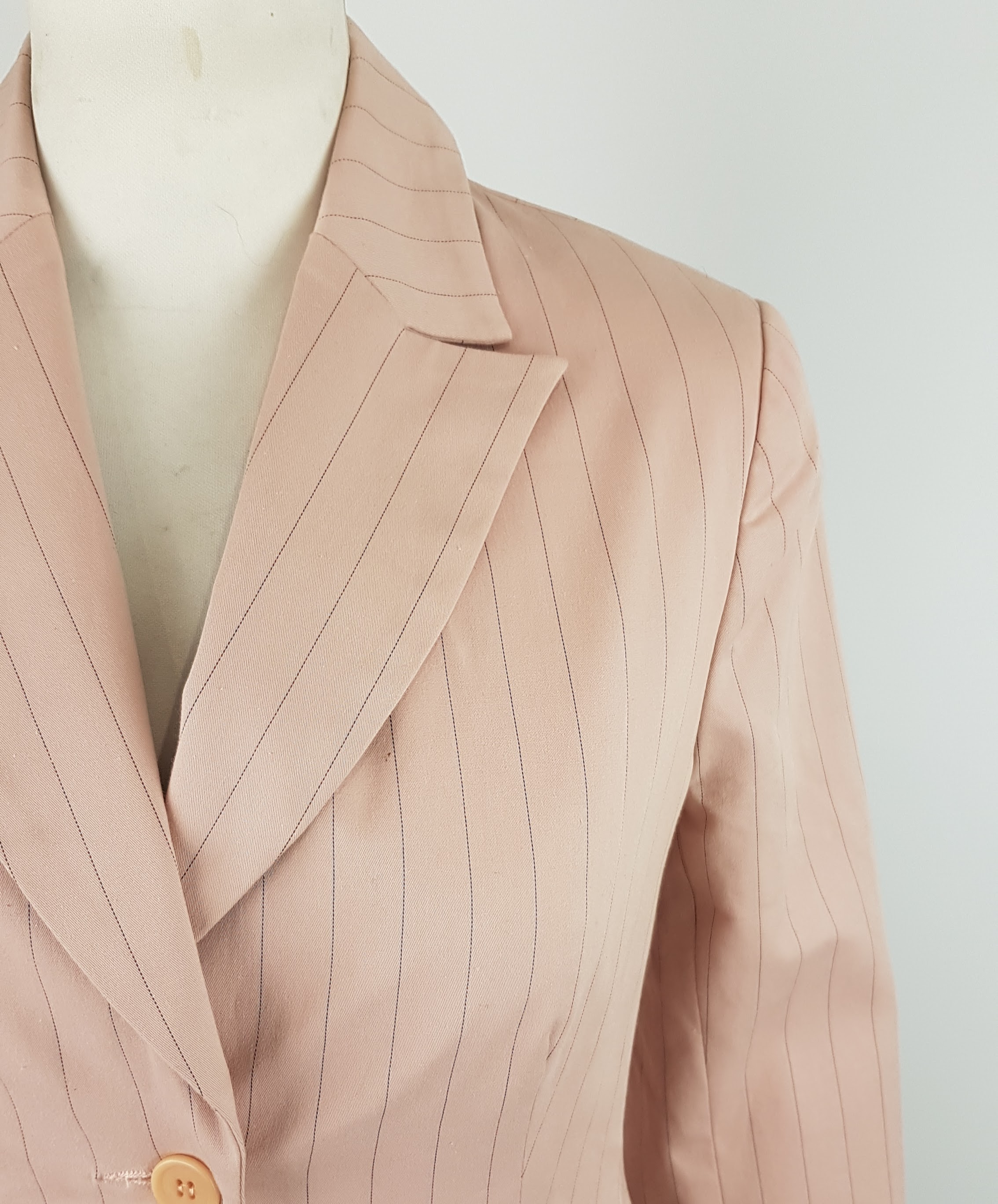 Voir photo 2 de Veste neuve avec étiquette - BCBG Max Azria - S Veste neuve avec étiquette - BCBG Max Azria - S Bon état - Vue 2 -