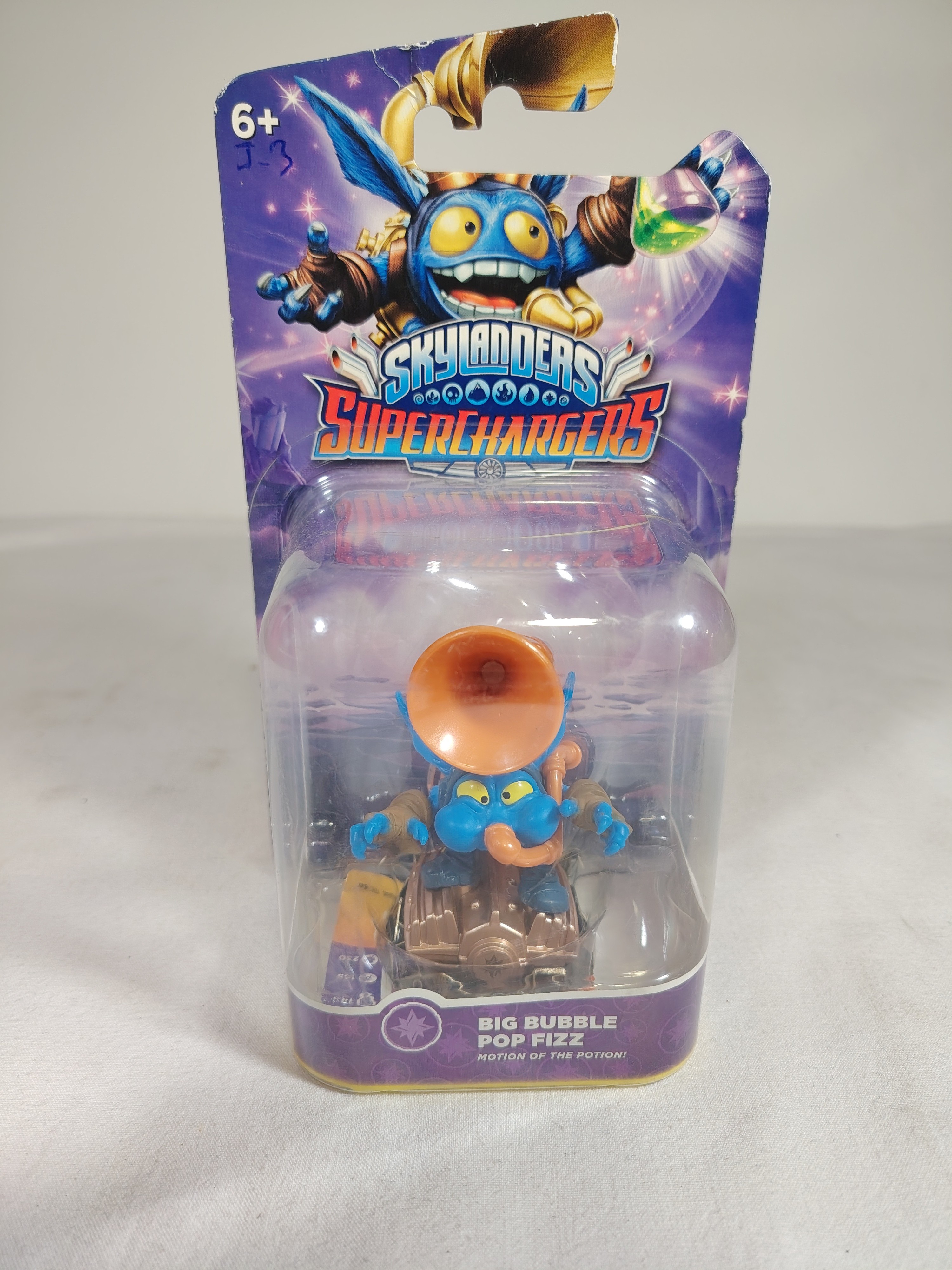 Lot figurines + jeux Skylanders superchargers racing wii Très bon état - Vue 8 - 