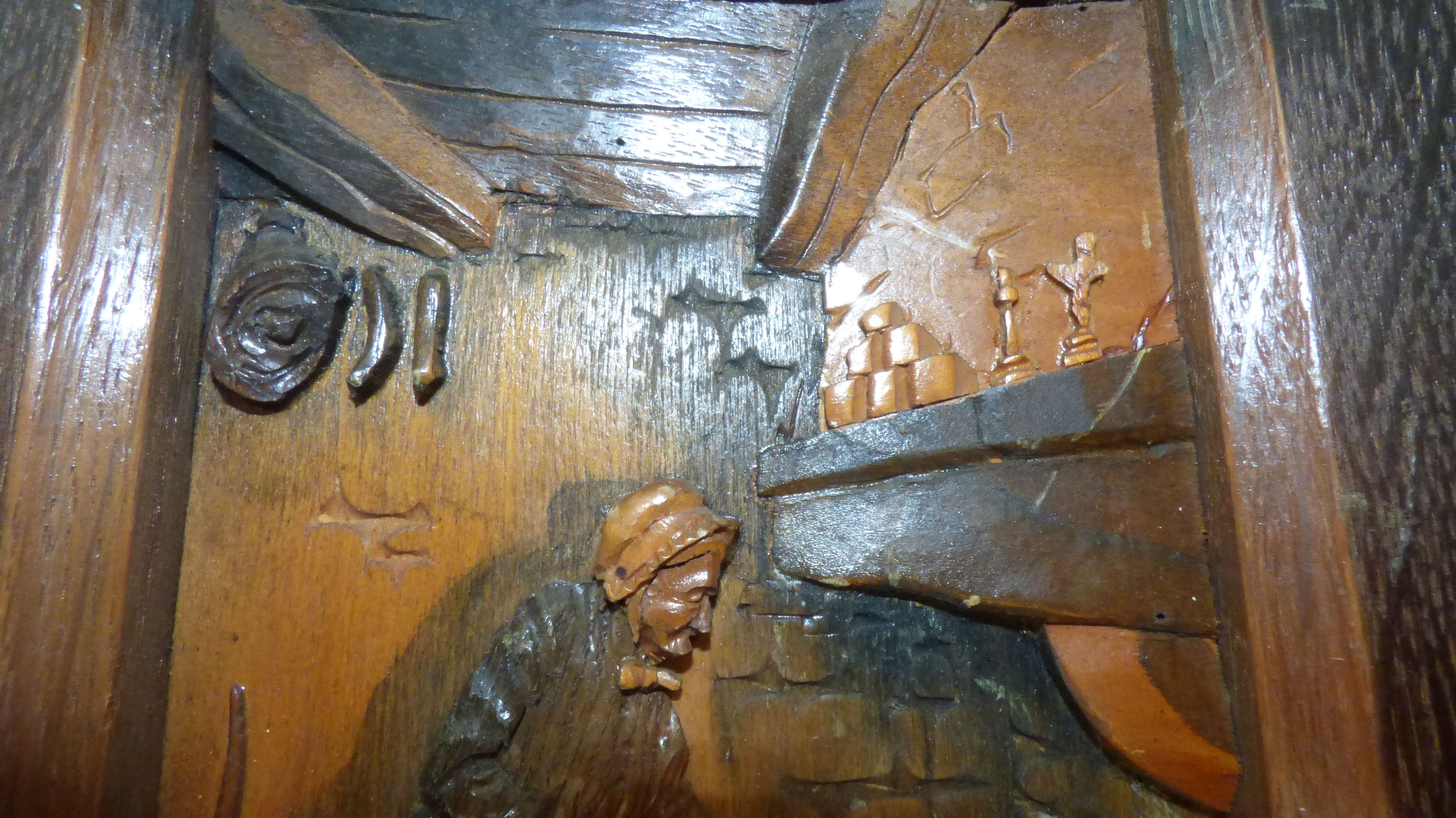Tableau marqueterie en relief signé Albert THIAM représentant une cuisinière  - Vue 4 - 