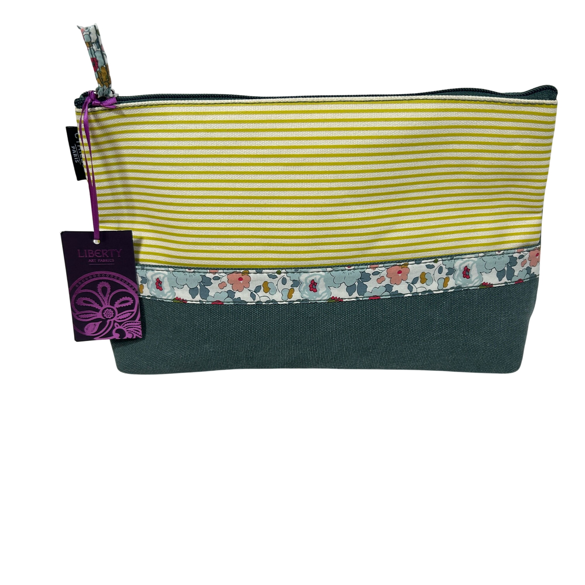 Trousse Cyrillus 33x20cm - Très bon état sur Label Emmaüs