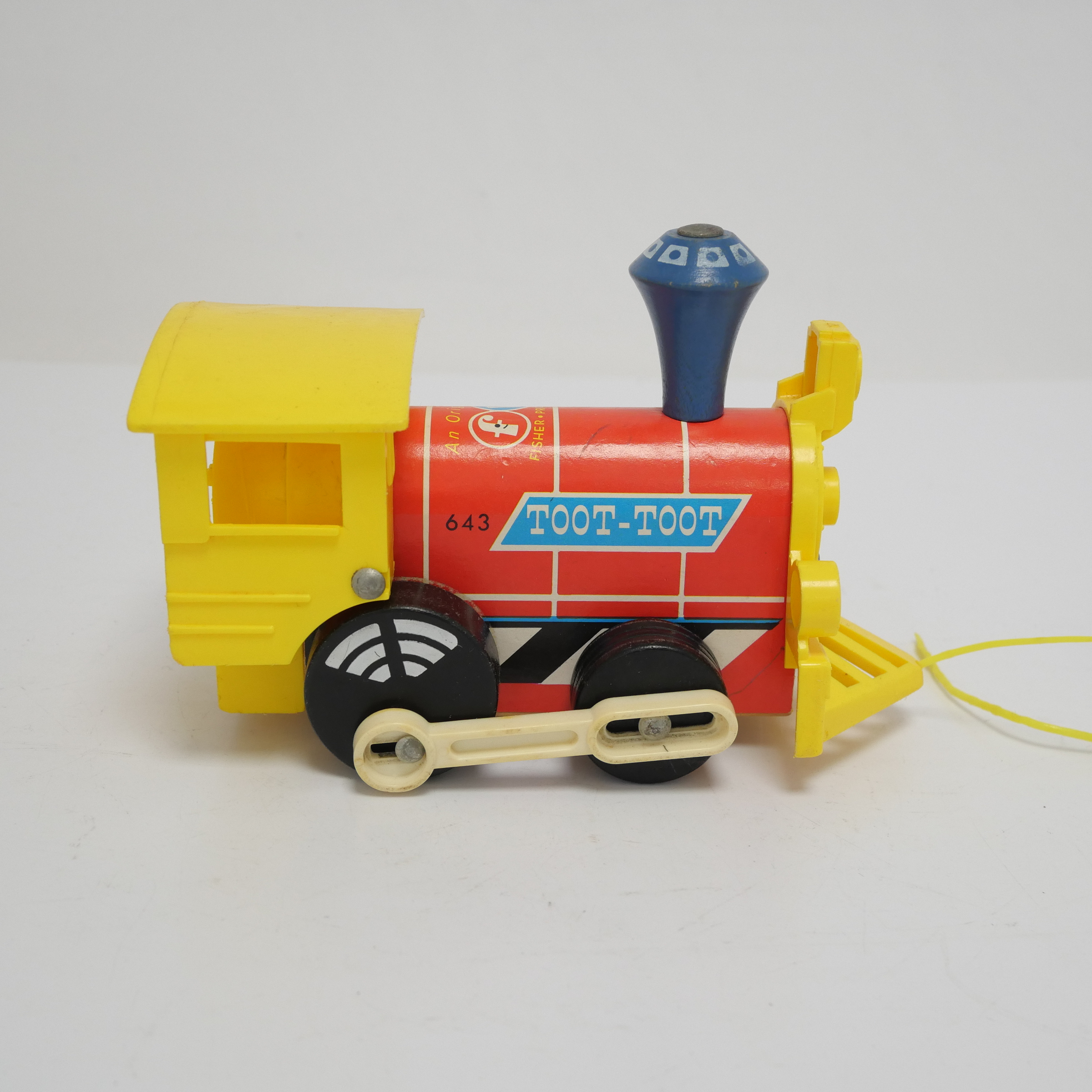 Locomotive Toot-Toot -Fisher Price n°643 - année 1964 Bon état - Vue 2 - 