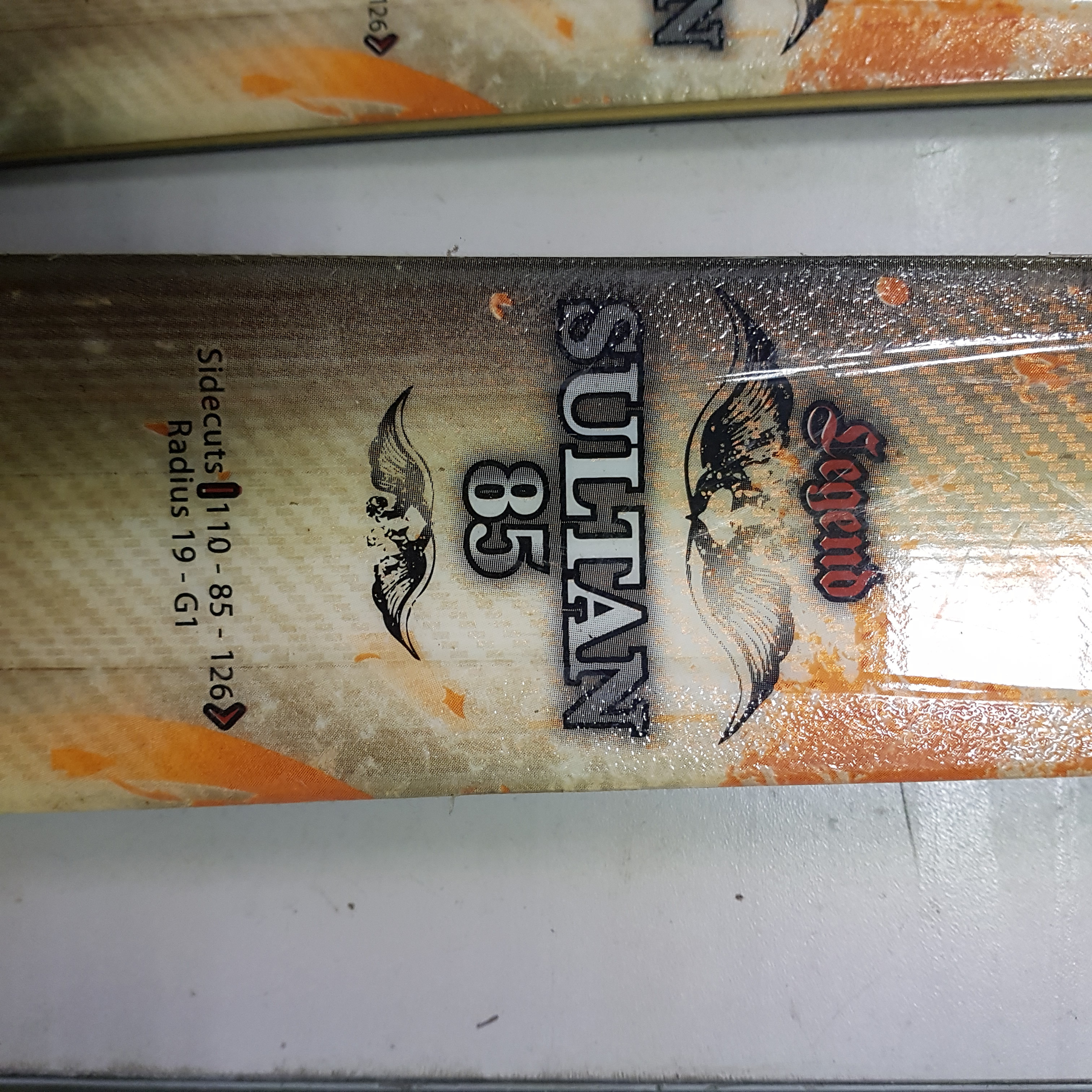 Ski DYNASTAR " legend sultan 85 " - Très bon état - Photo 2