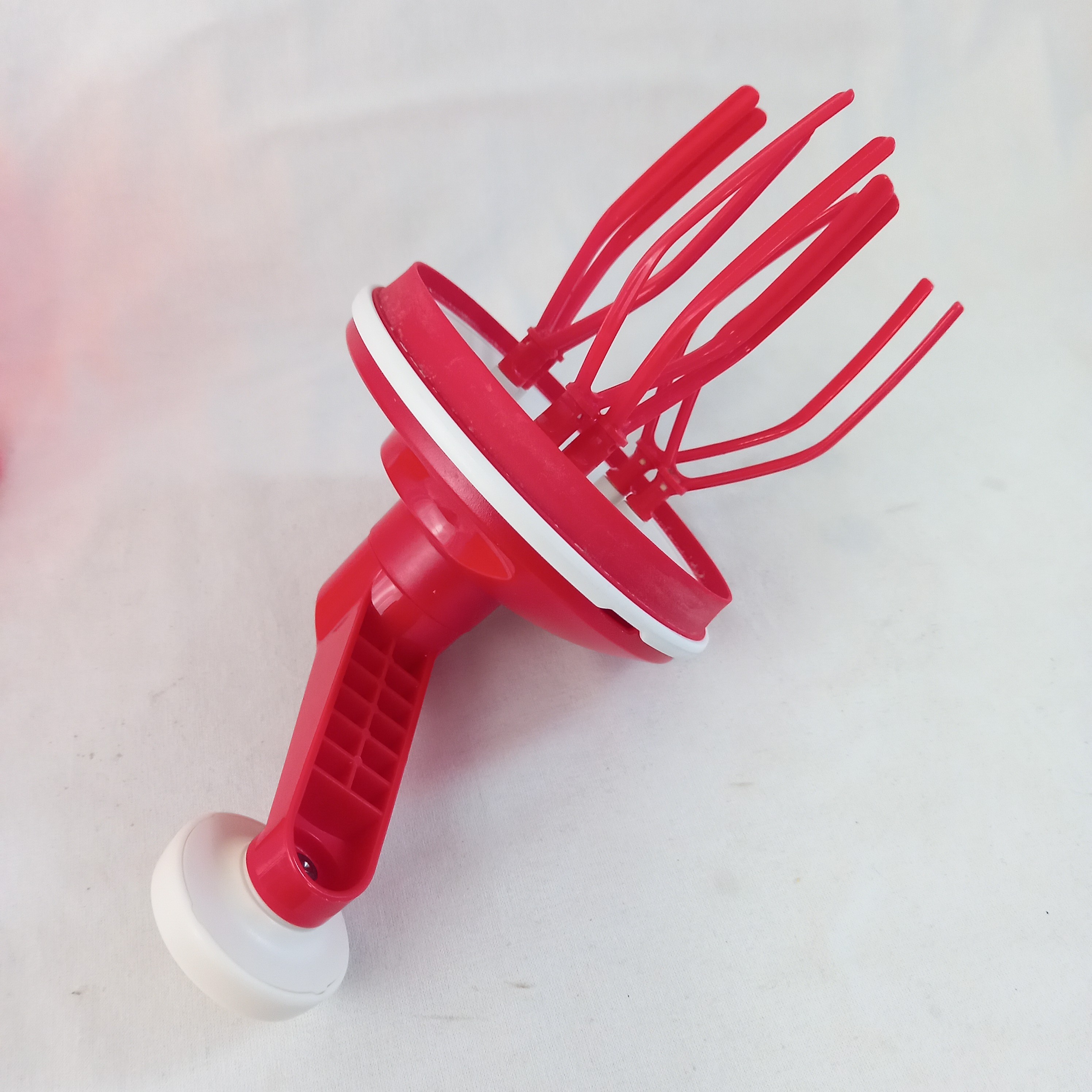 Batteur manuel Tupperware Speedy chef rouge Très bon état - Vue 3 - 