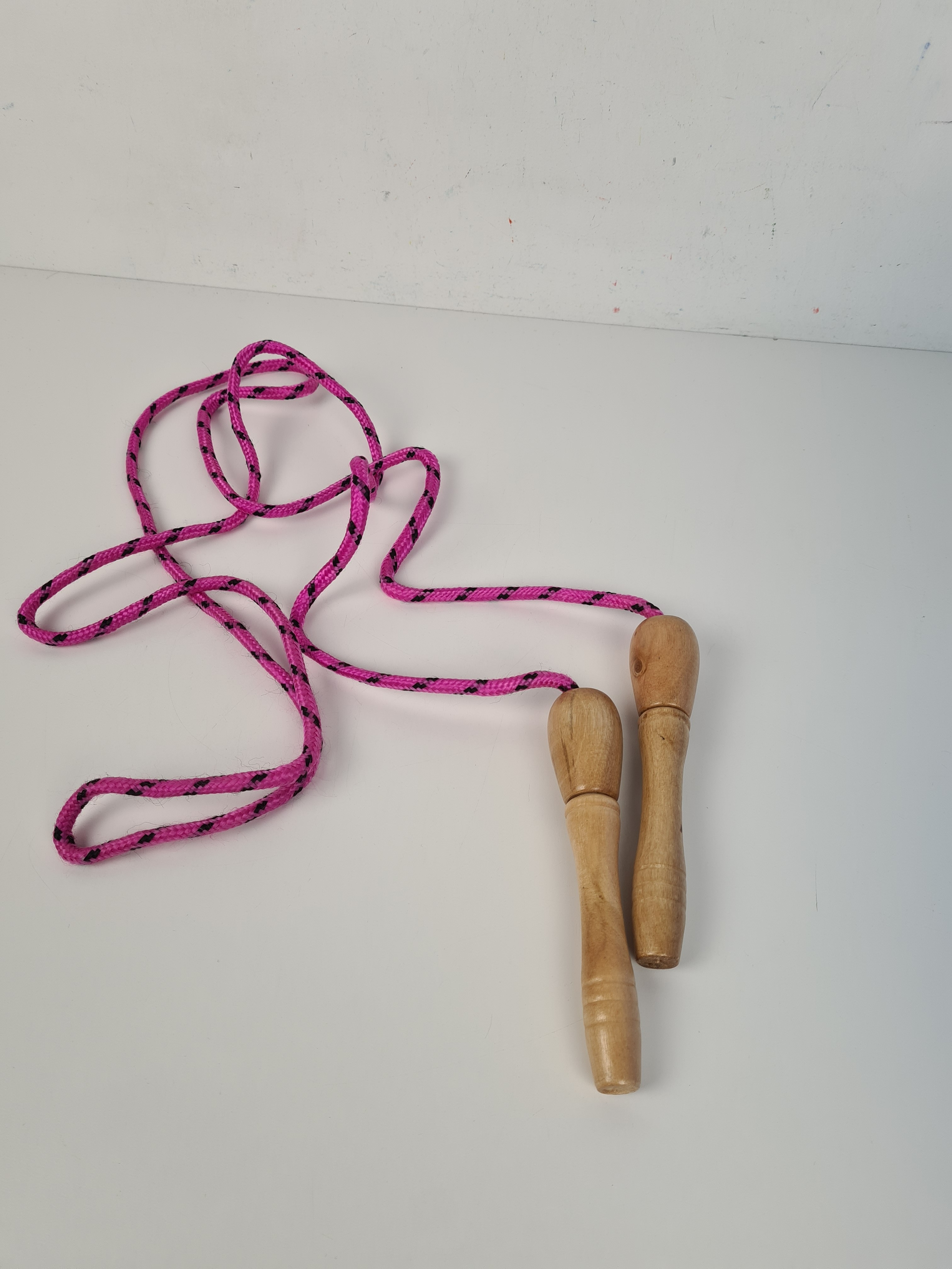 Jeu d'extérieure - Corde à sauter rose et noir - Photo 2