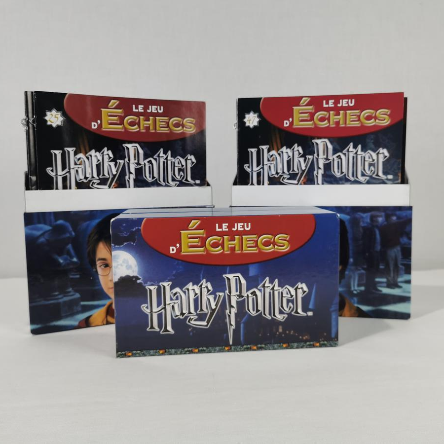 2 boîtes jeu d'échecs Harry Potter avec 50 fascicules  Très bon état -  reconditionné disponible sur Label Emmaüs