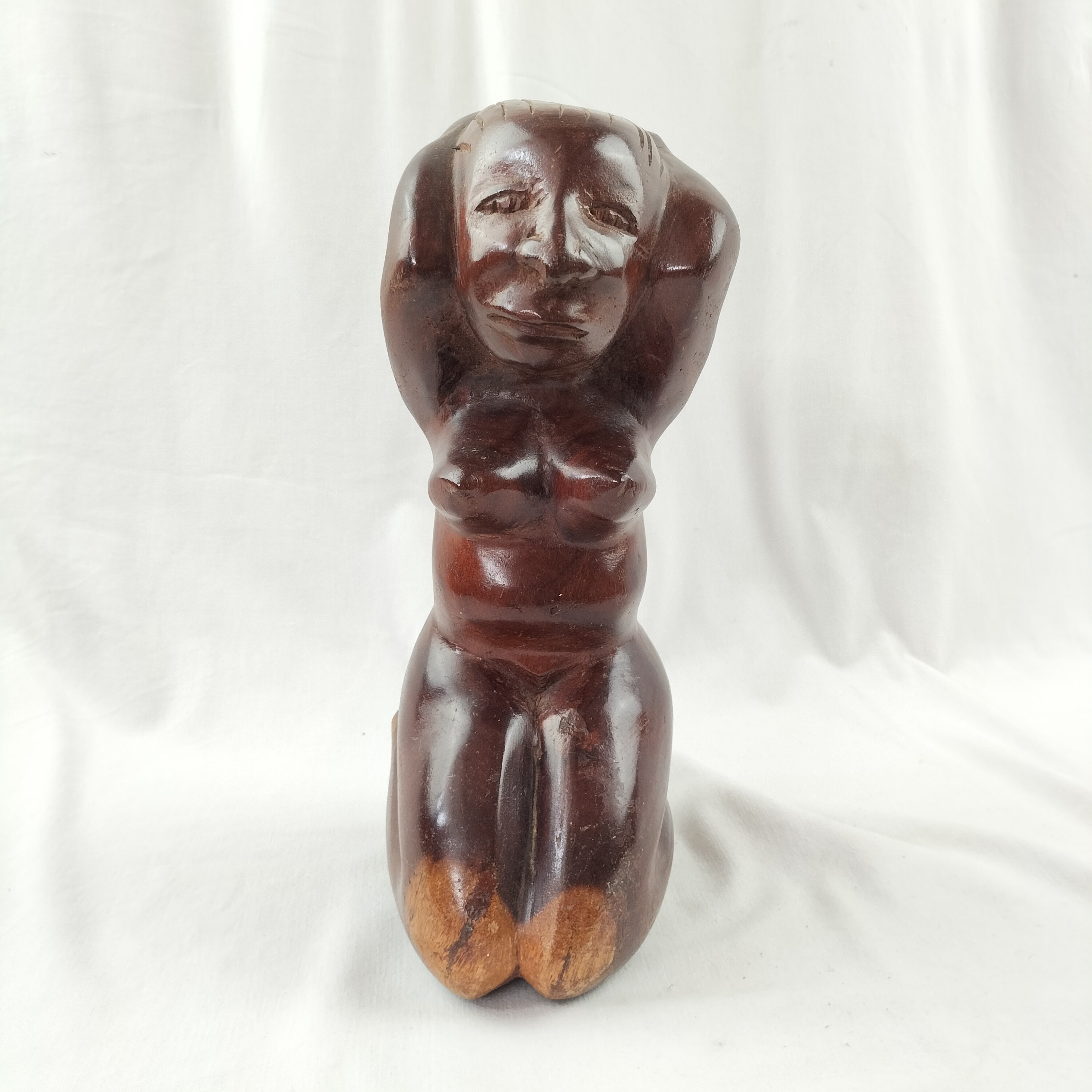 Statue de femme en bois massif ablutions - Photo 4
