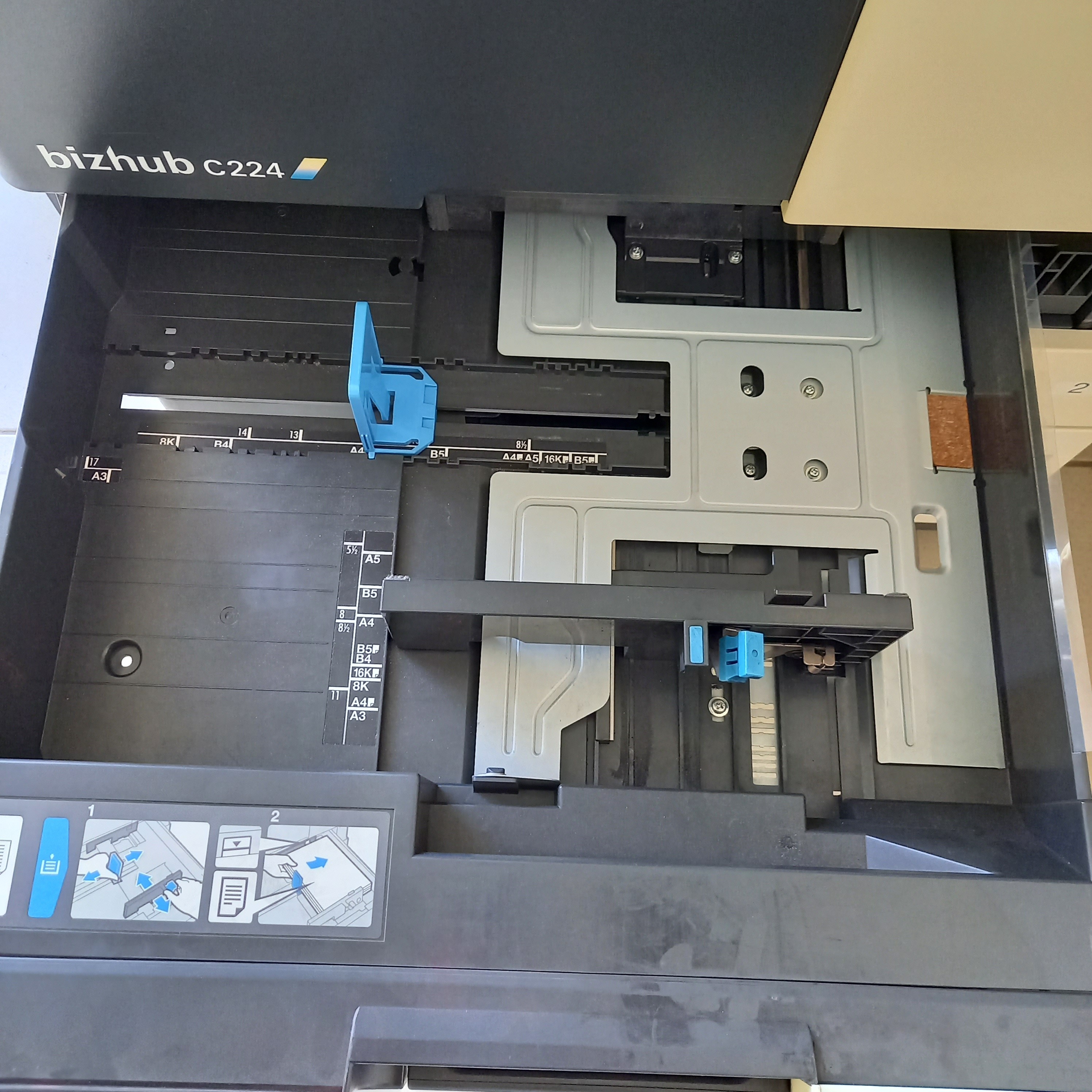 Voir photo 9 de Konica Minolta bizhub C224, 284, 364e - Copieur, Imprimante, Scanner Konica Minolta bizhub C224, 284, 364e - Copieur, Imprimante, Scanner Bon état - Vue 9 -