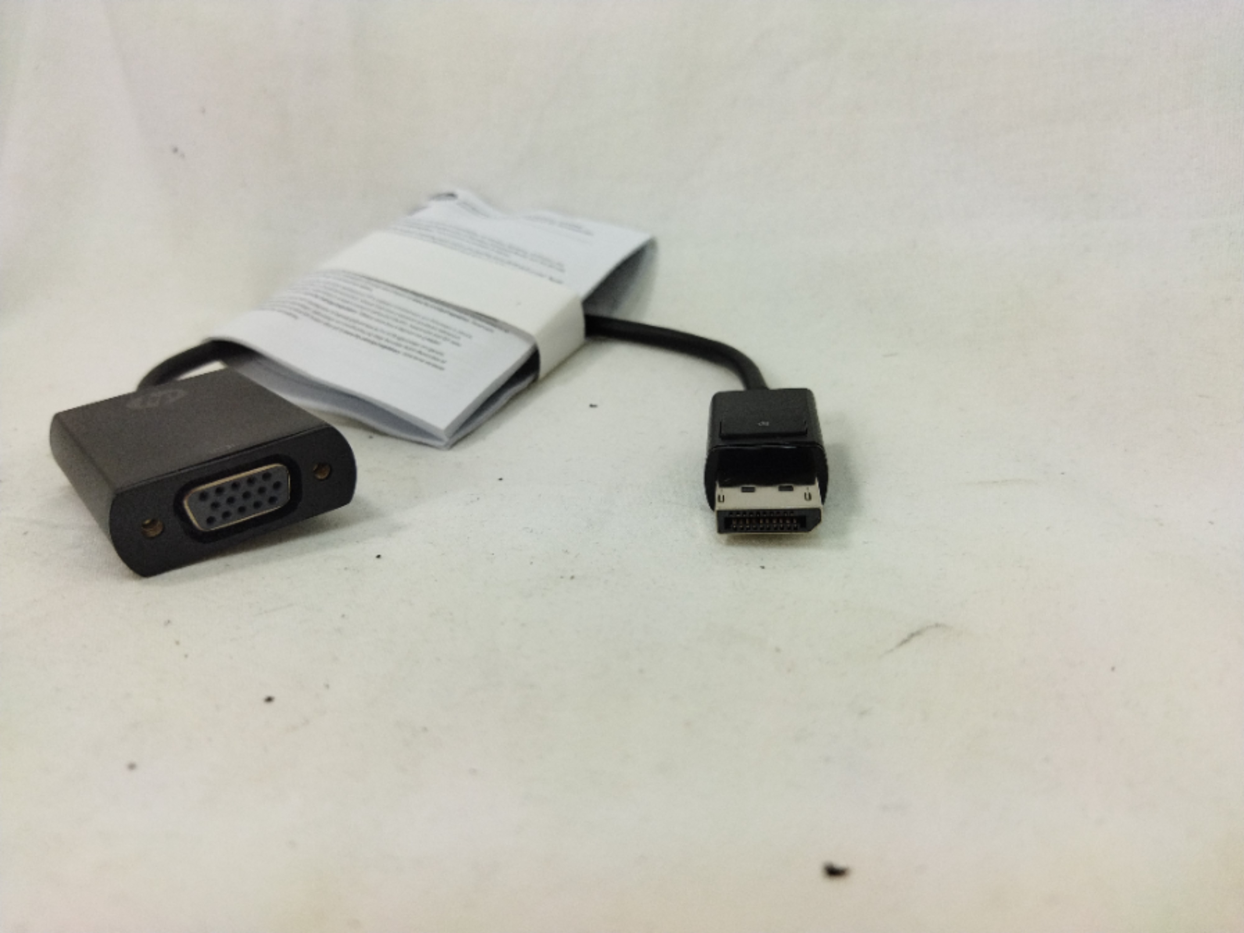 Voir photo 3 de HP Adaptateur DisplayPort Vers VGA HP Adaptateur DisplayPort Vers VGA Comme neuf - Vue 3 -