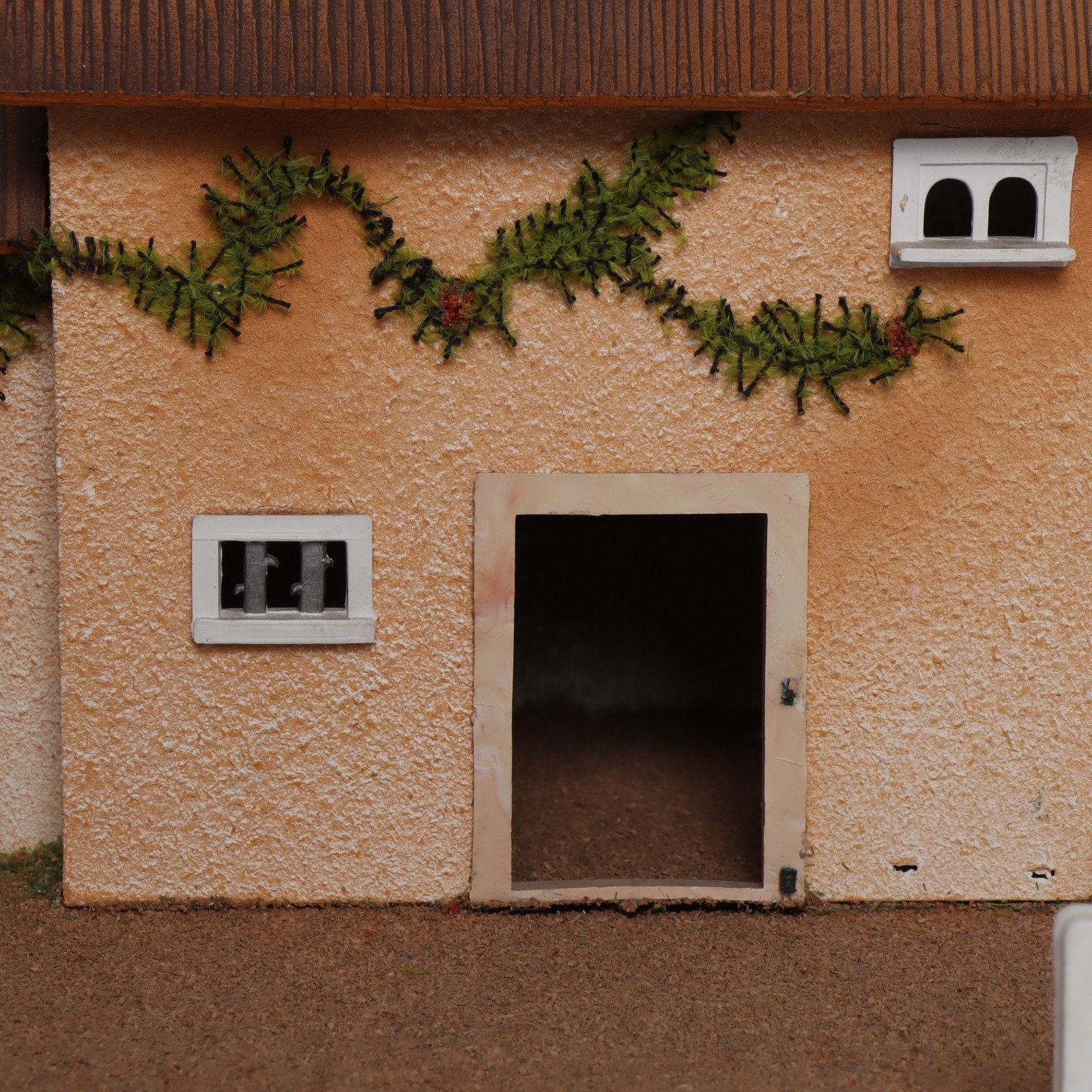 Voir photo 5 de Maison miniature provençale artisanale Maison miniature provençale artisanale Bon état - Vue 5 -