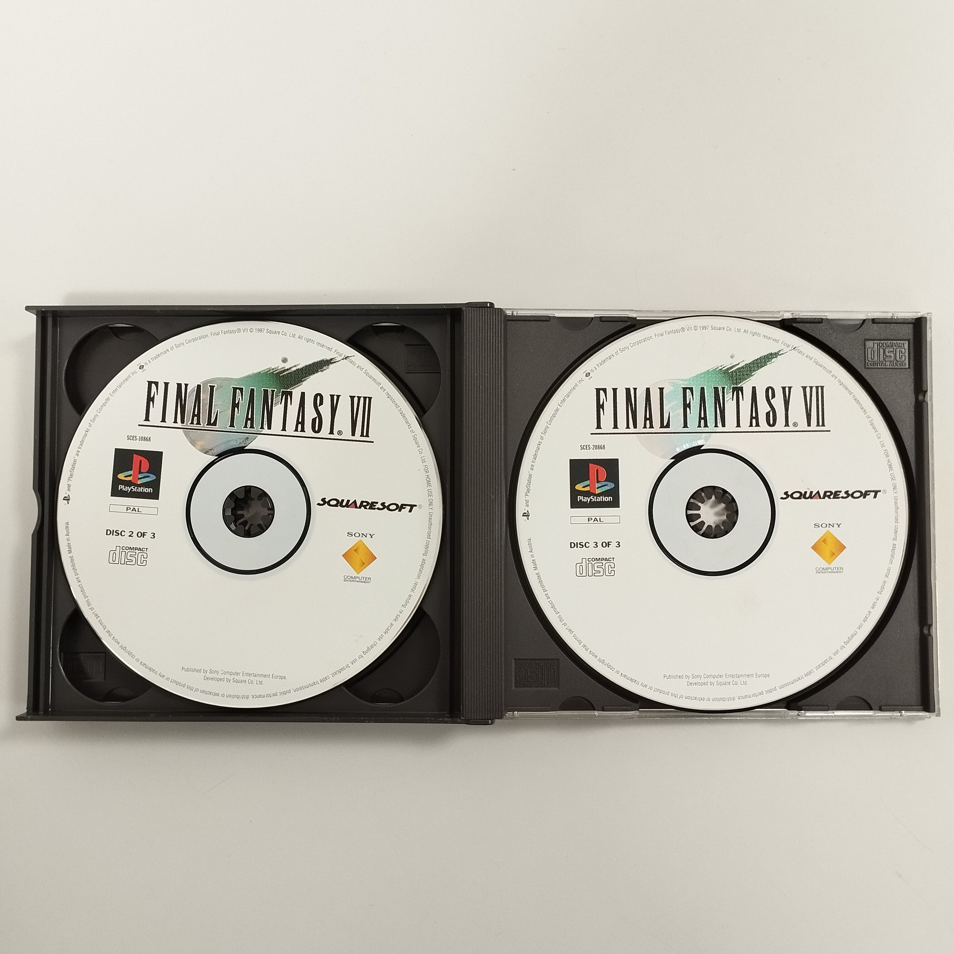 2 Boîtiers PlayStation 1 Vierges - FINAL FANTASY VII - Sony Playstation - 1997 - Occasion