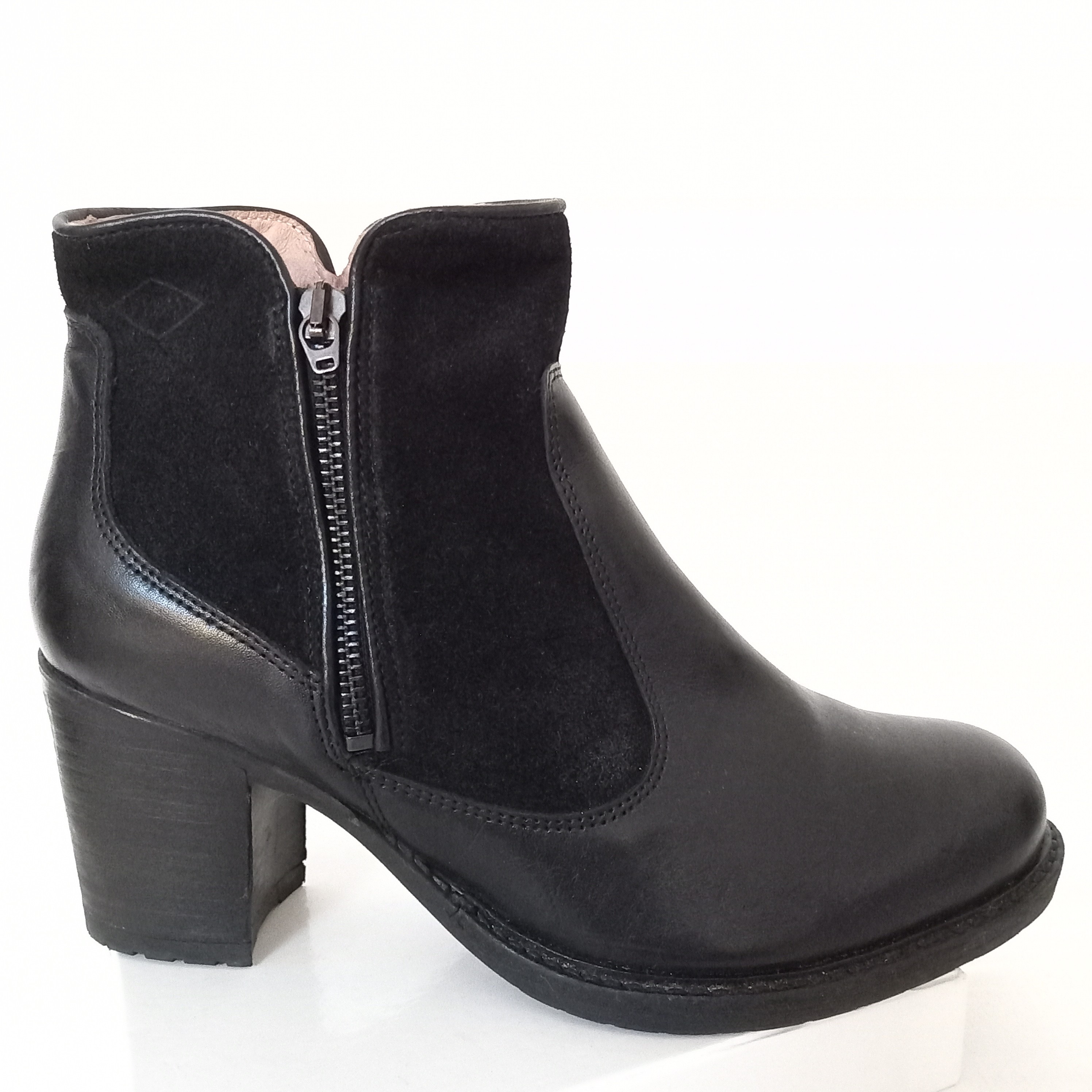 Bottines noires à talons- Palladium- P:41 - Photo 3