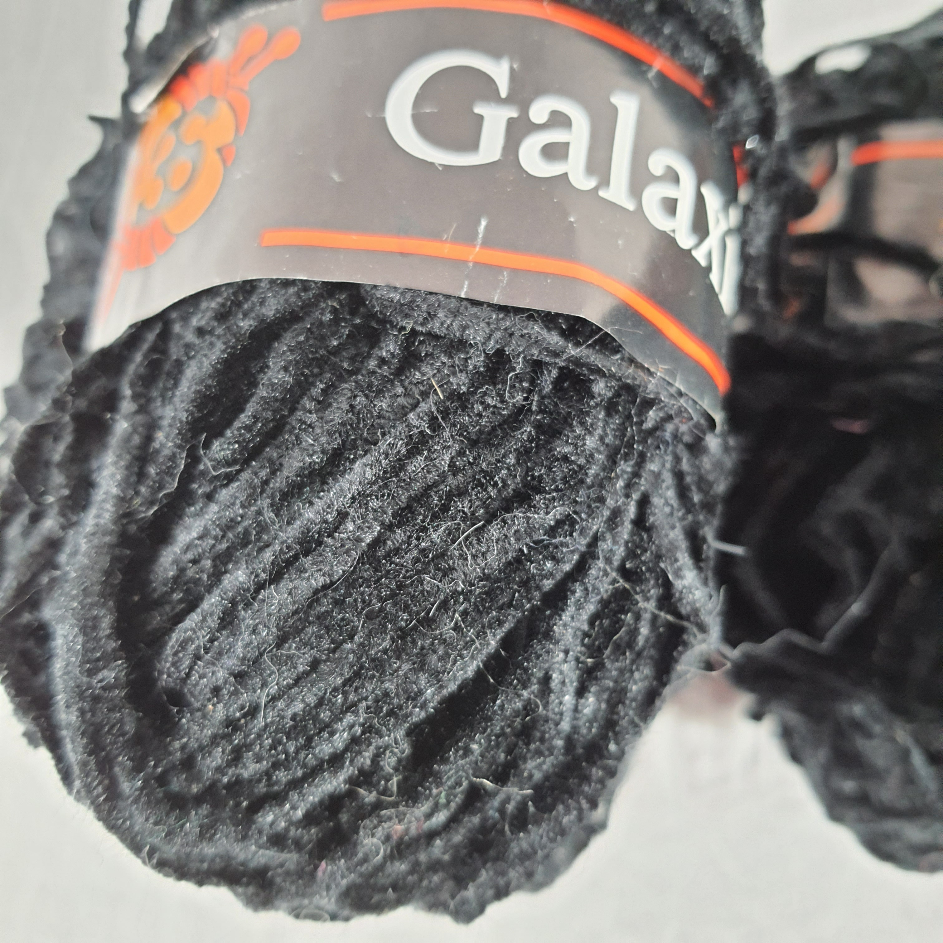 Lot de pelotes de laine noire - Galaxia - 210g - Photo 2