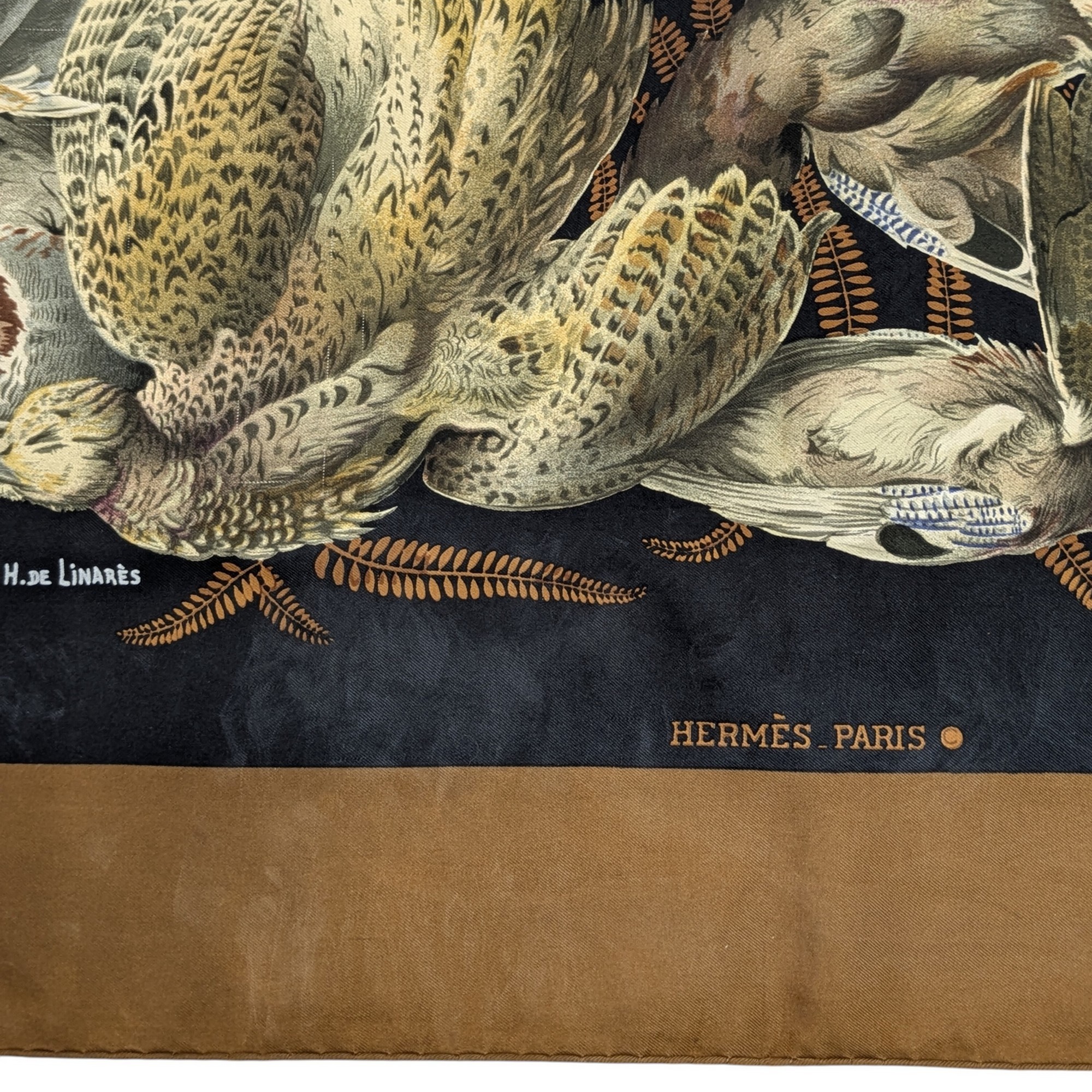 Hermès Tableau de Chasse Design H. de Linarès Foulard Carré de soie 85 cm x 89 cm - Photo 3