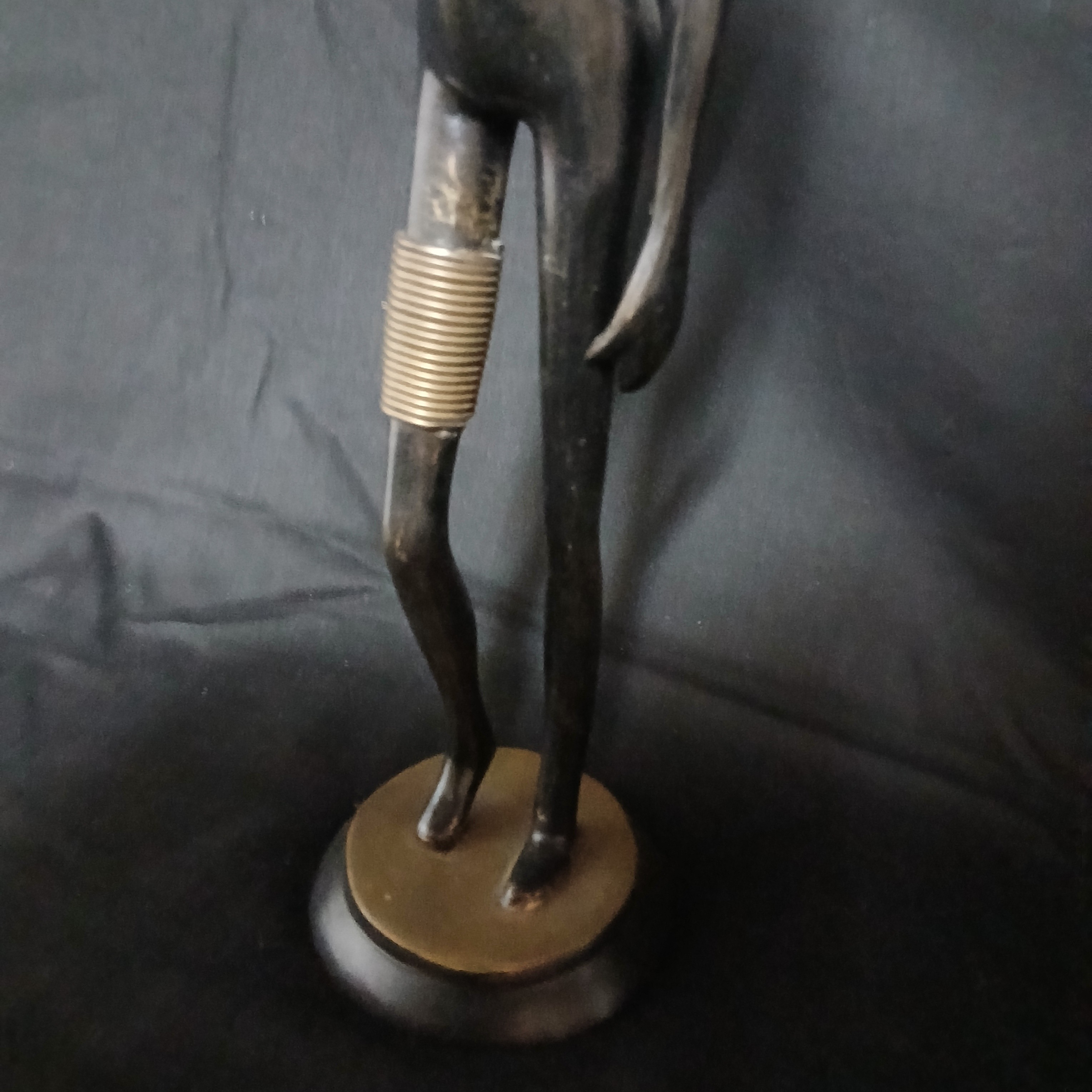 Belle statue porteuse d eau africaine en bronze - Photo 5
