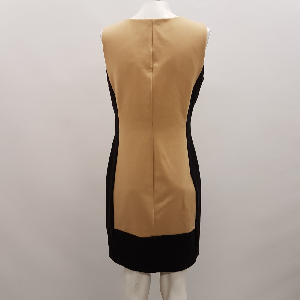 Robe beige et noire zippée - CALVIN KLEIN - Taille 38 estimée (Taille 6 indiquée) - Photo 2