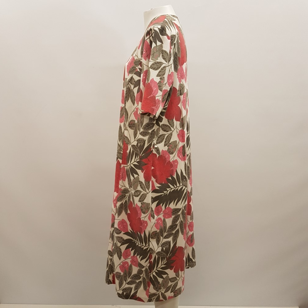 Robe boutonnée imprimée fleurs roses et feuillage vert - DAMART - Taille 46 - Photo 1