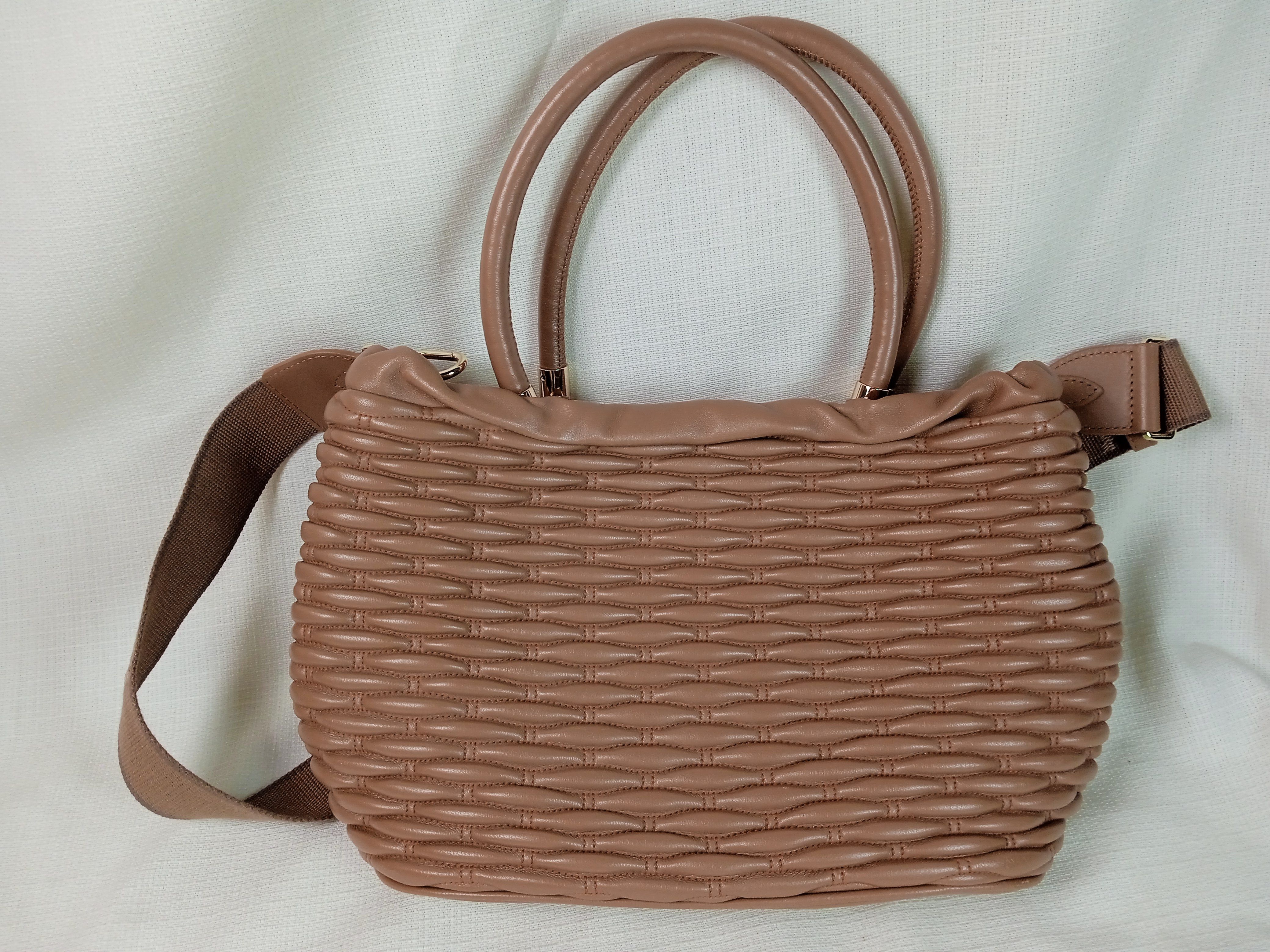 Sac à main FURLA modèle NIDO TOTE couleur Deserto Bon état - Vue 4 - 